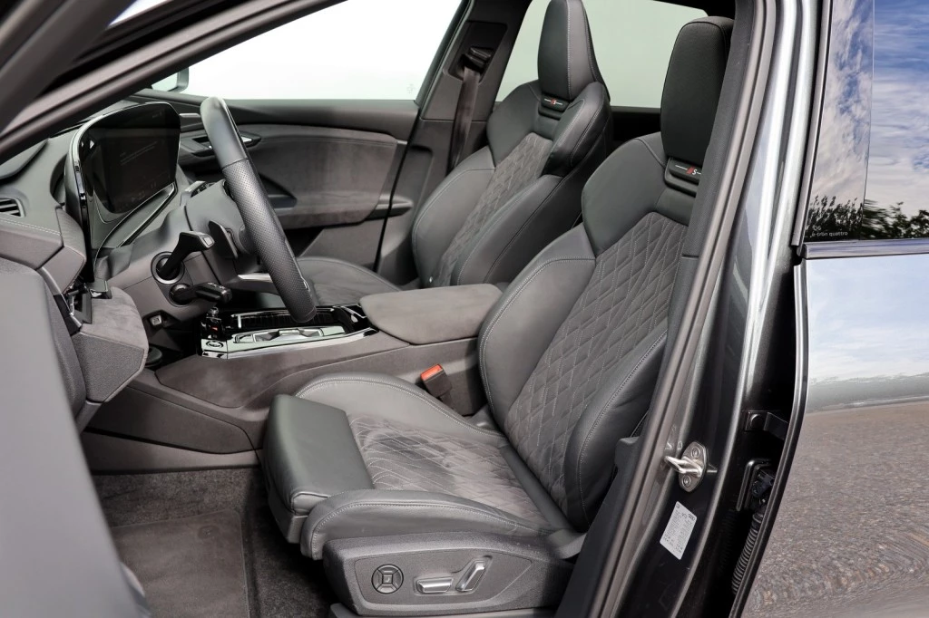 Hoofdafbeelding Audi Q6 e-tron