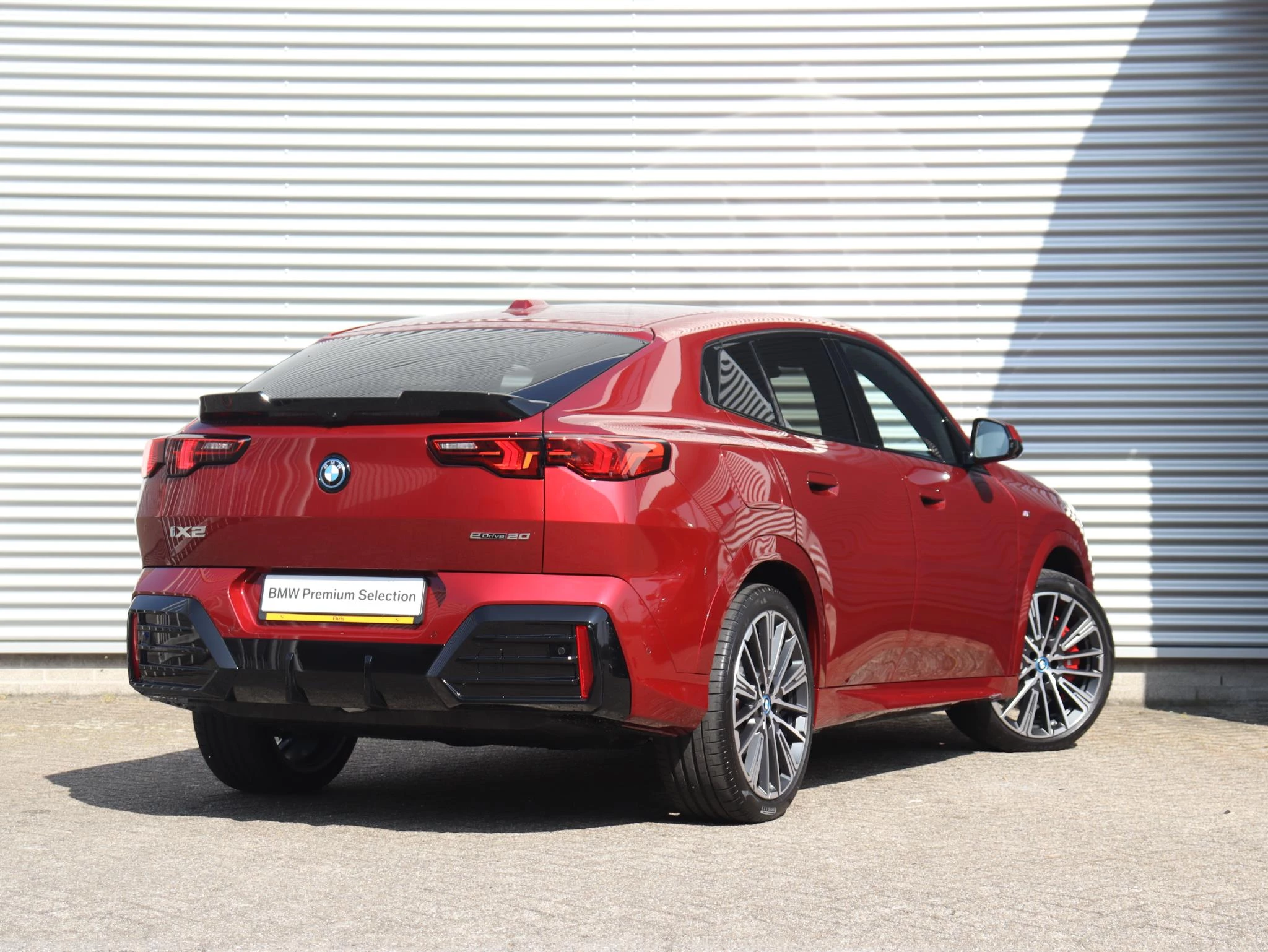 Hoofdafbeelding BMW iX2