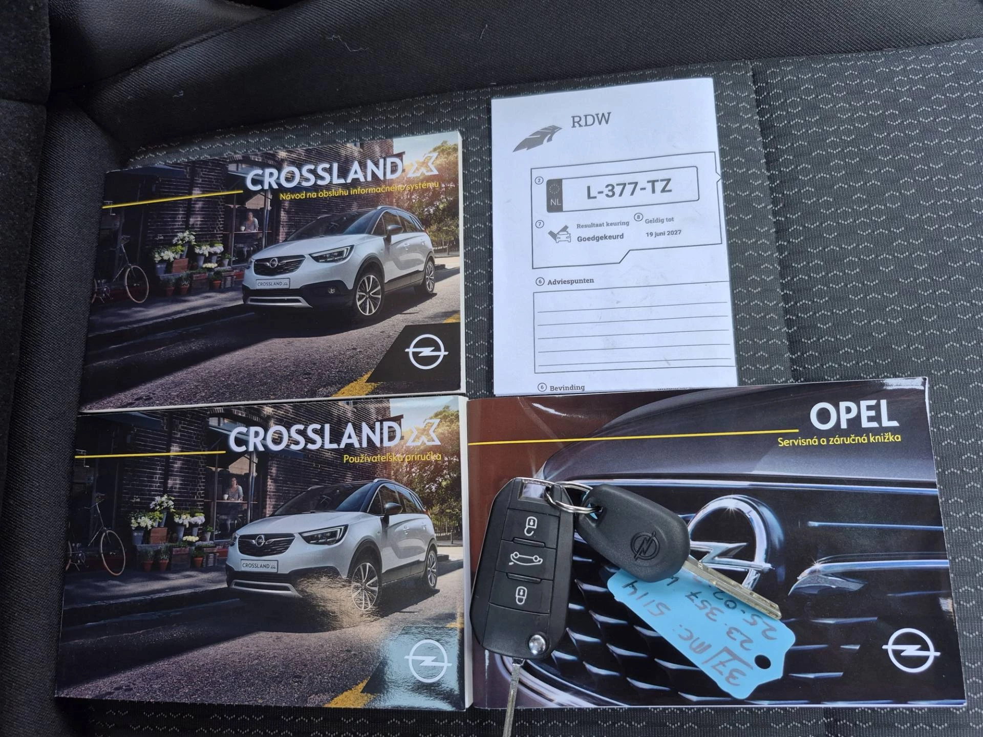 Hoofdafbeelding Opel Crossland X