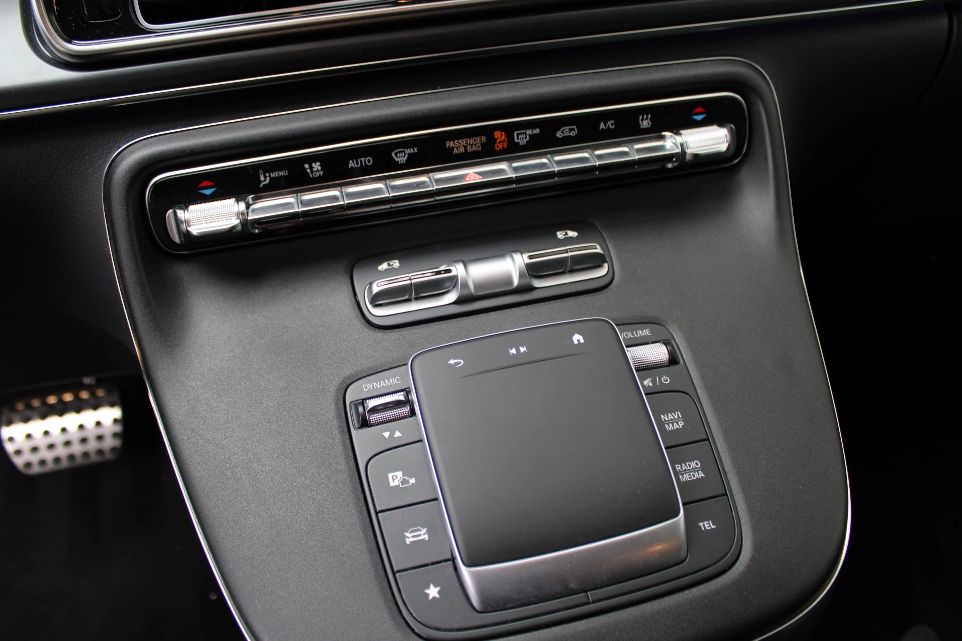 Hoofdafbeelding Mercedes-Benz EQV