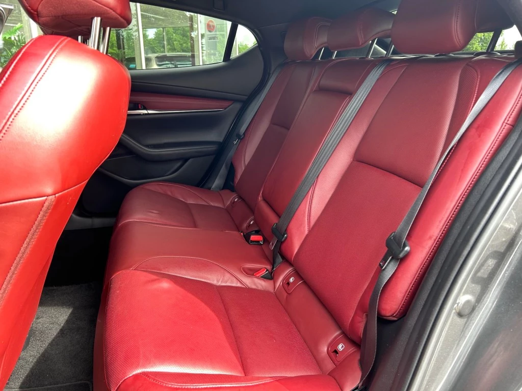 Hoofdafbeelding Mazda 3