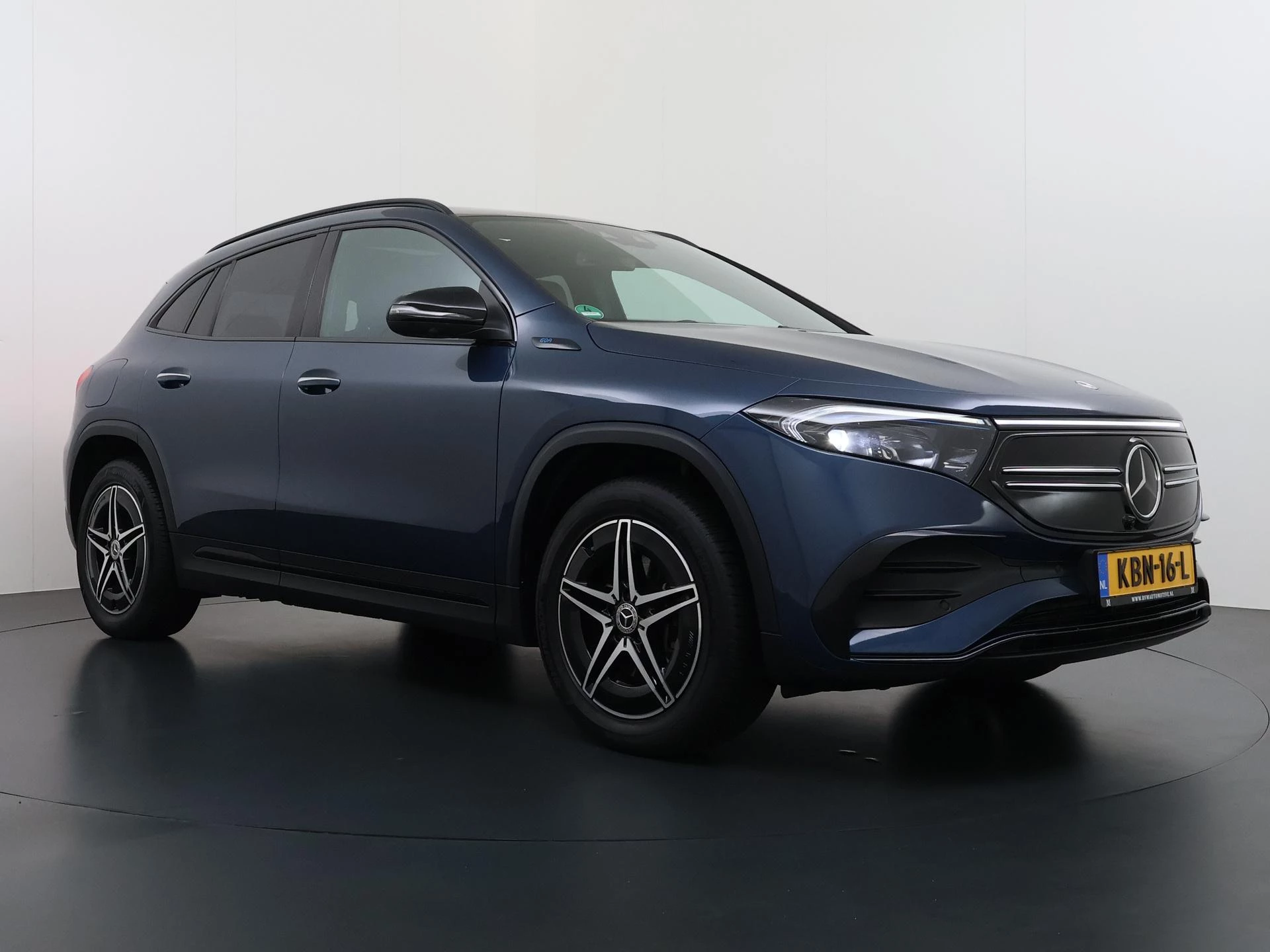 Hoofdafbeelding Mercedes-Benz EQA