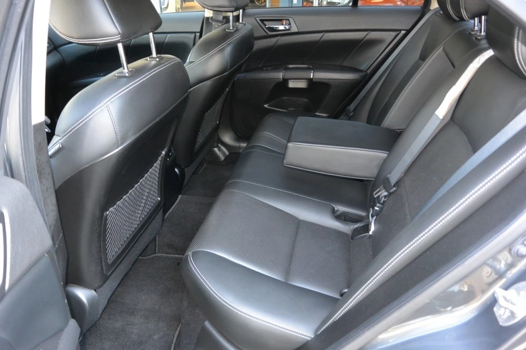 Hoofdafbeelding Suzuki Kizashi