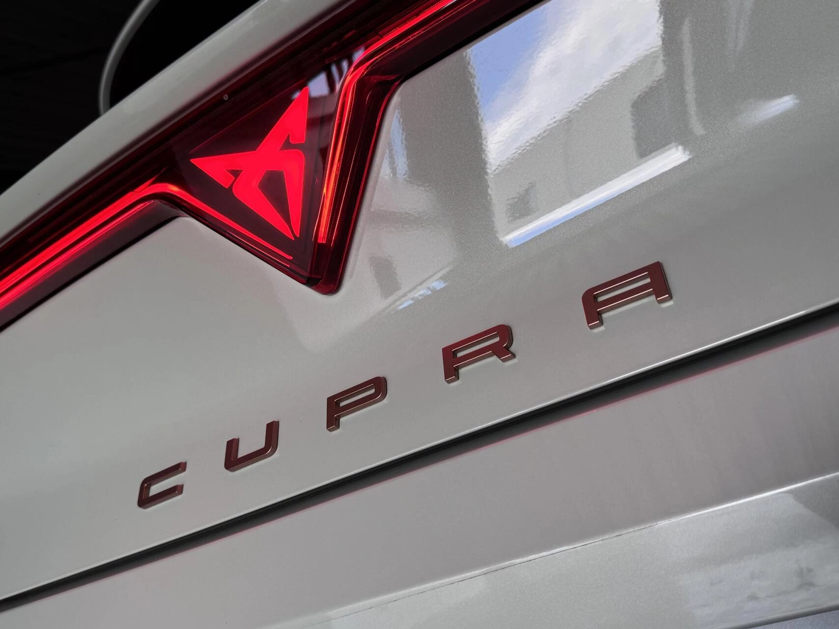 Hoofdafbeelding CUPRA Leon