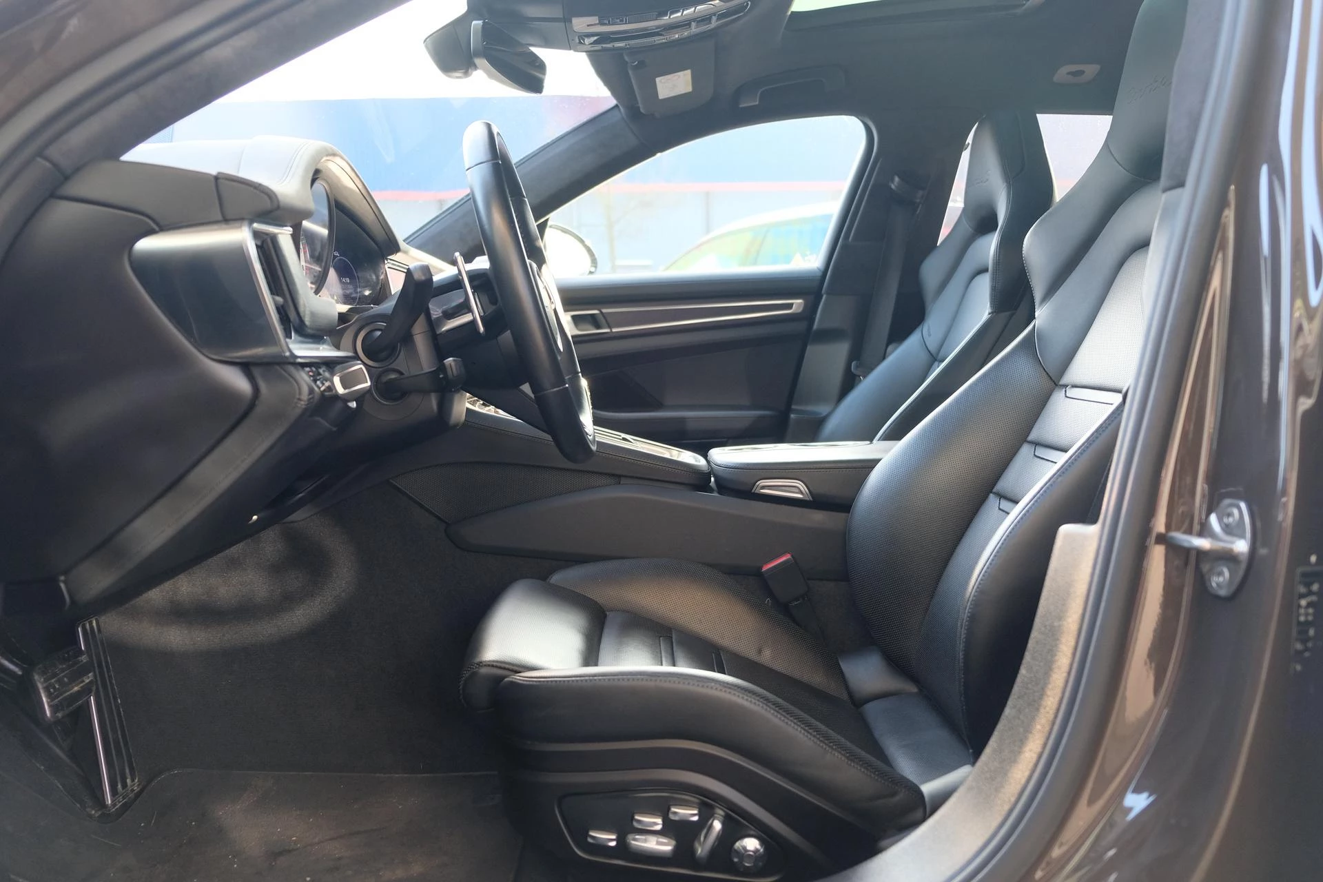 Hoofdafbeelding Porsche Panamera