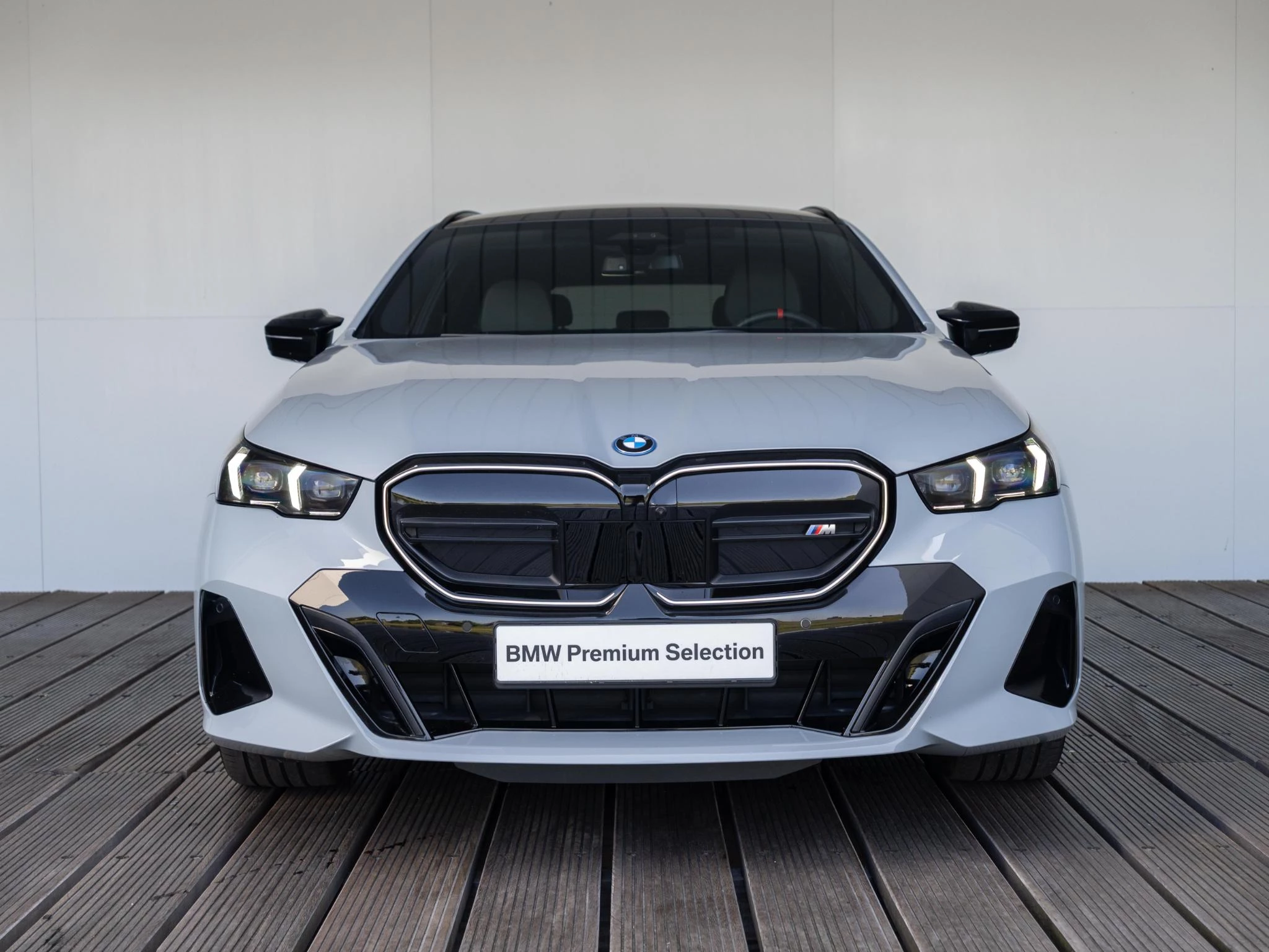 Hoofdafbeelding BMW i5