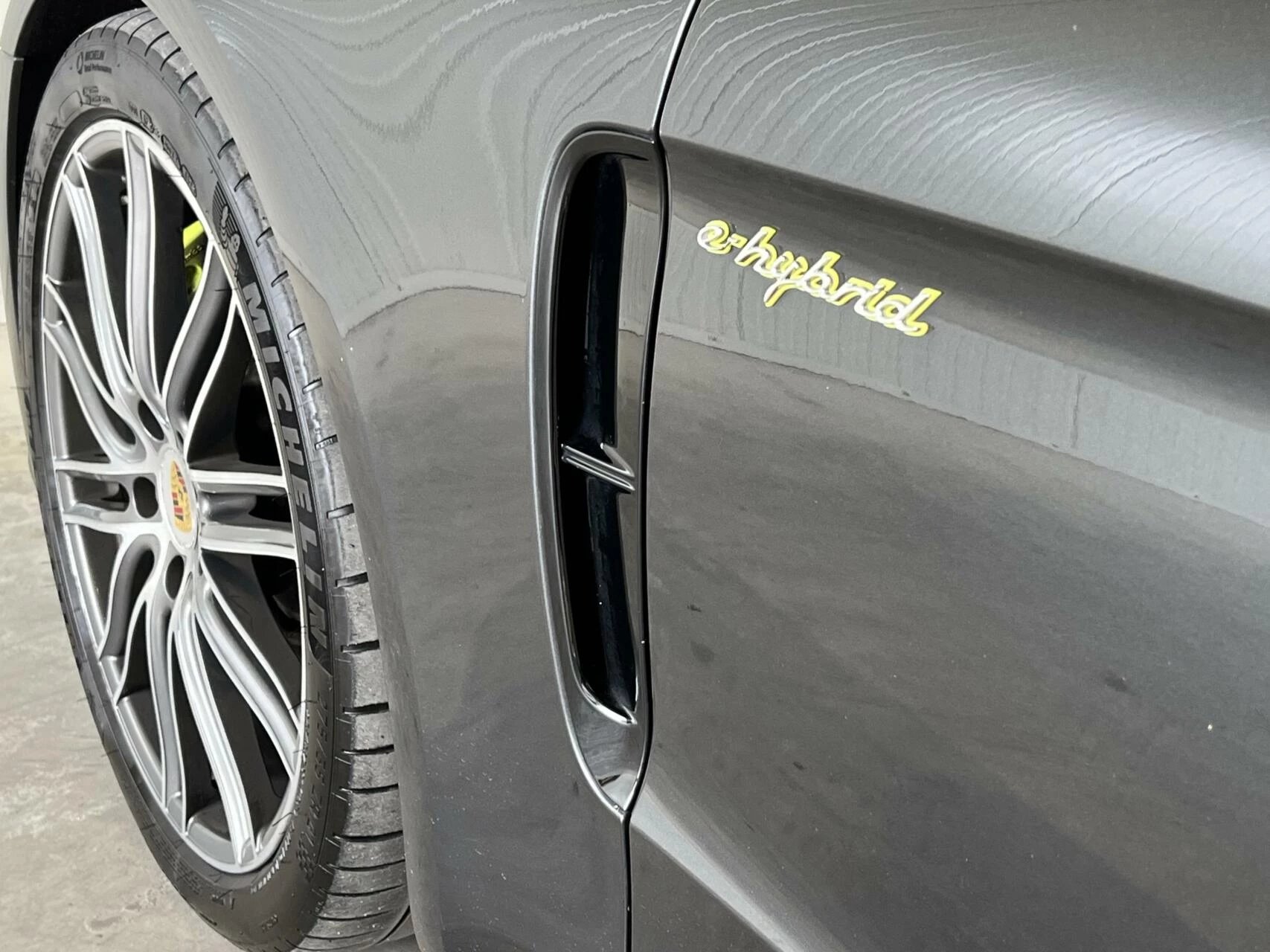 Hoofdafbeelding Porsche Panamera