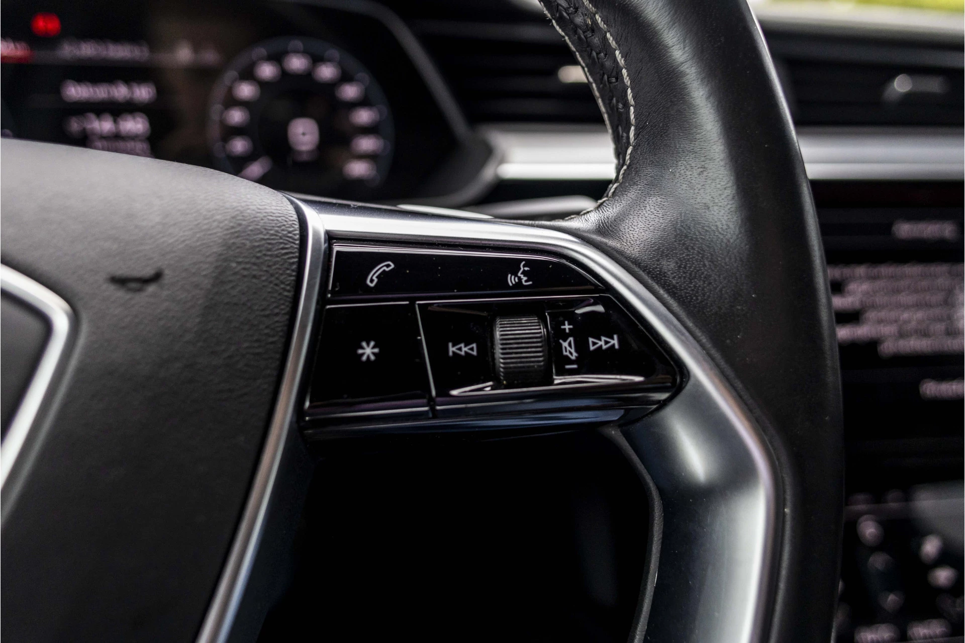 Hoofdafbeelding Audi e-tron