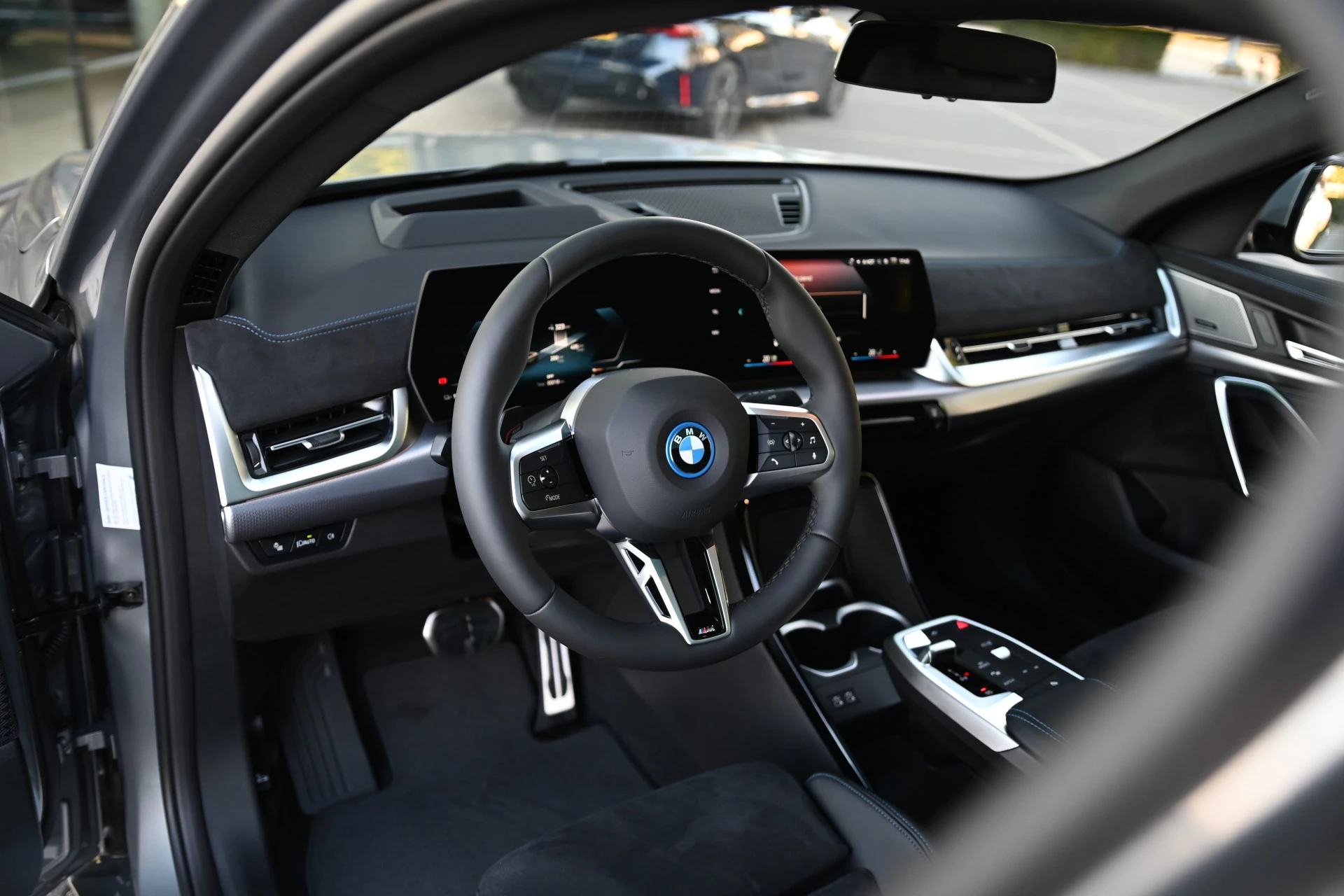 Hoofdafbeelding BMW iX2