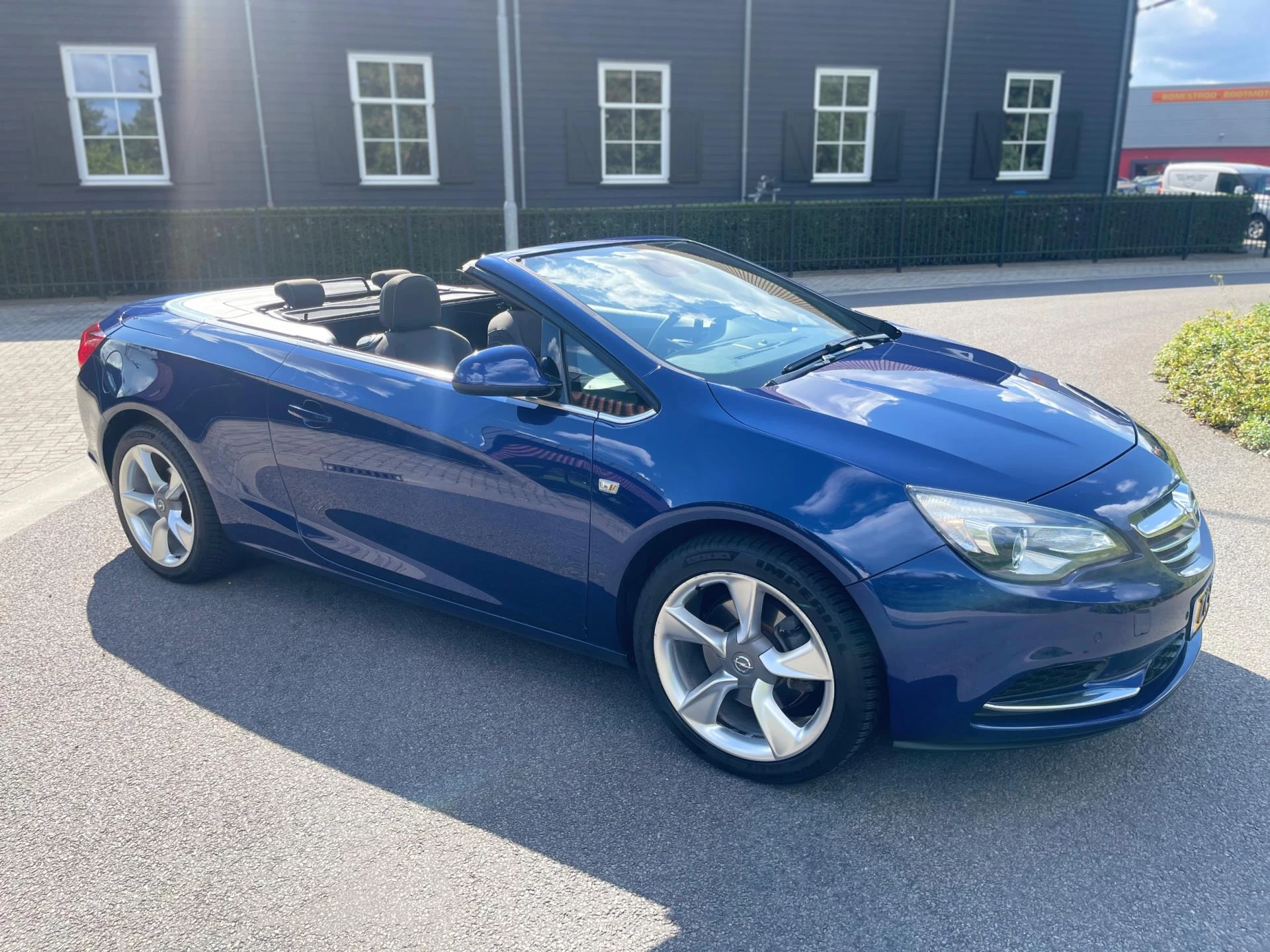 Hoofdafbeelding Opel Cascada