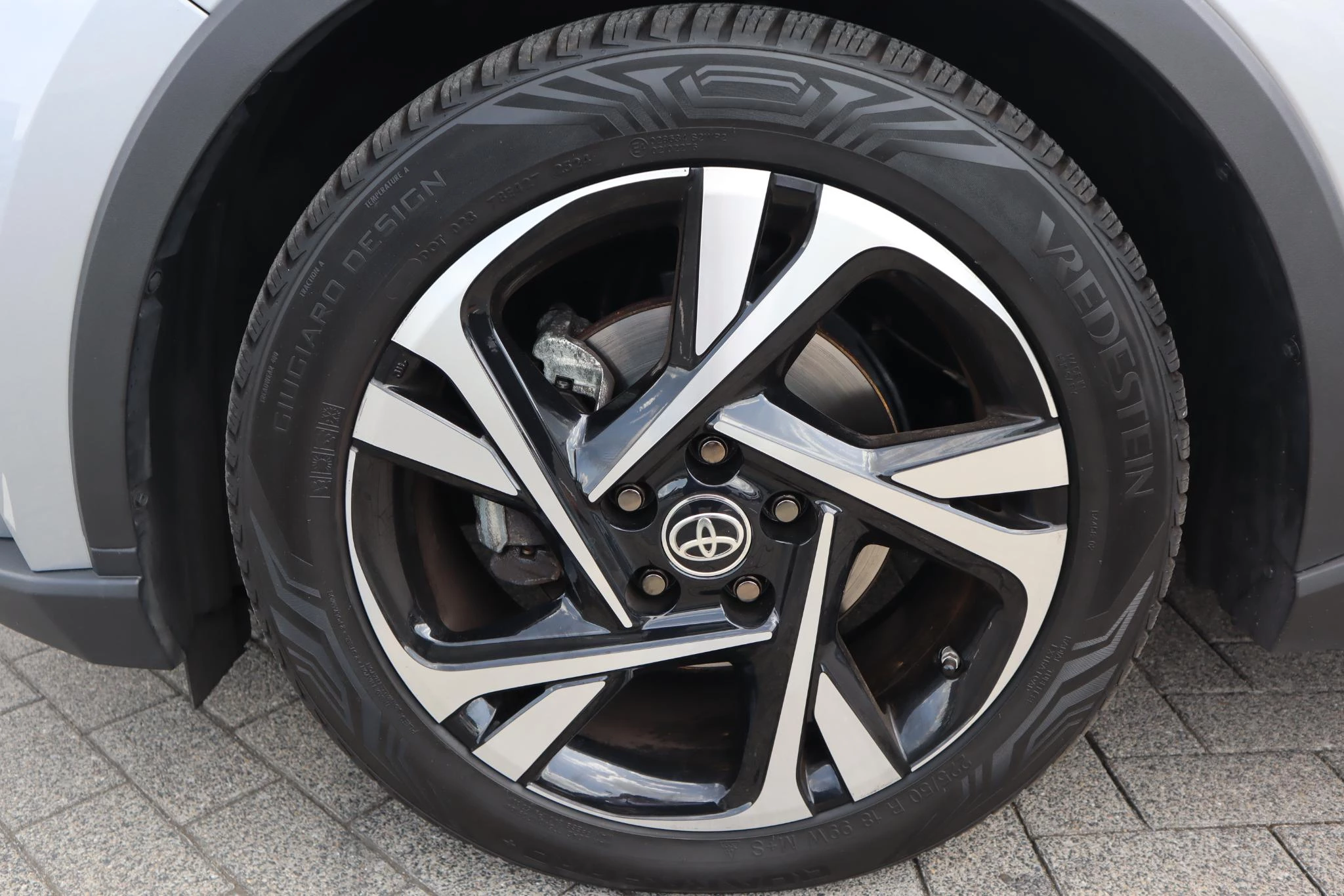 Hoofdafbeelding Toyota C-HR