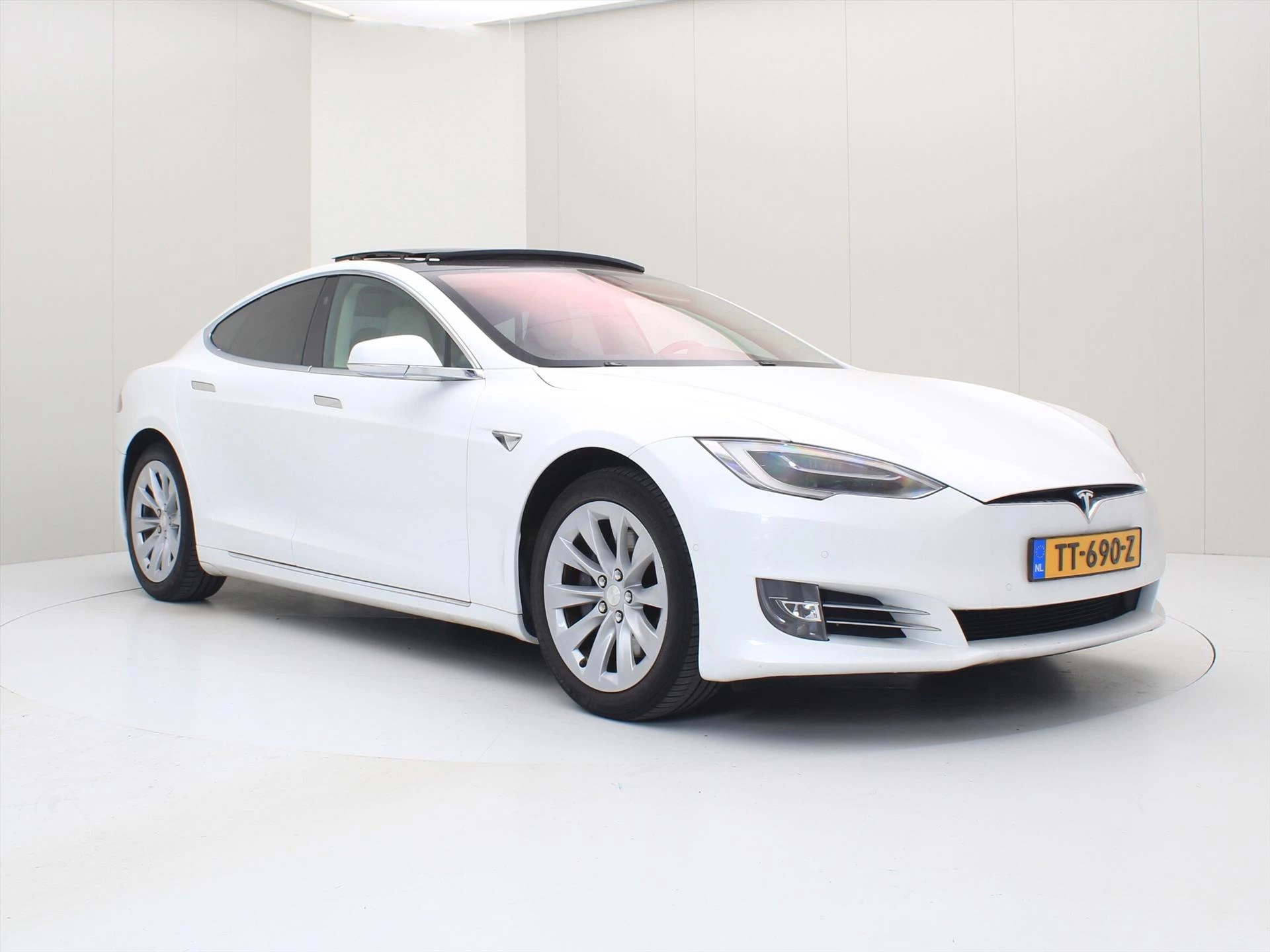Hoofdafbeelding Tesla Model S