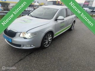 Hoofdafbeelding Škoda Superb Skoda Superb Combi 1.6 TDI Greenline Ambition Business Line