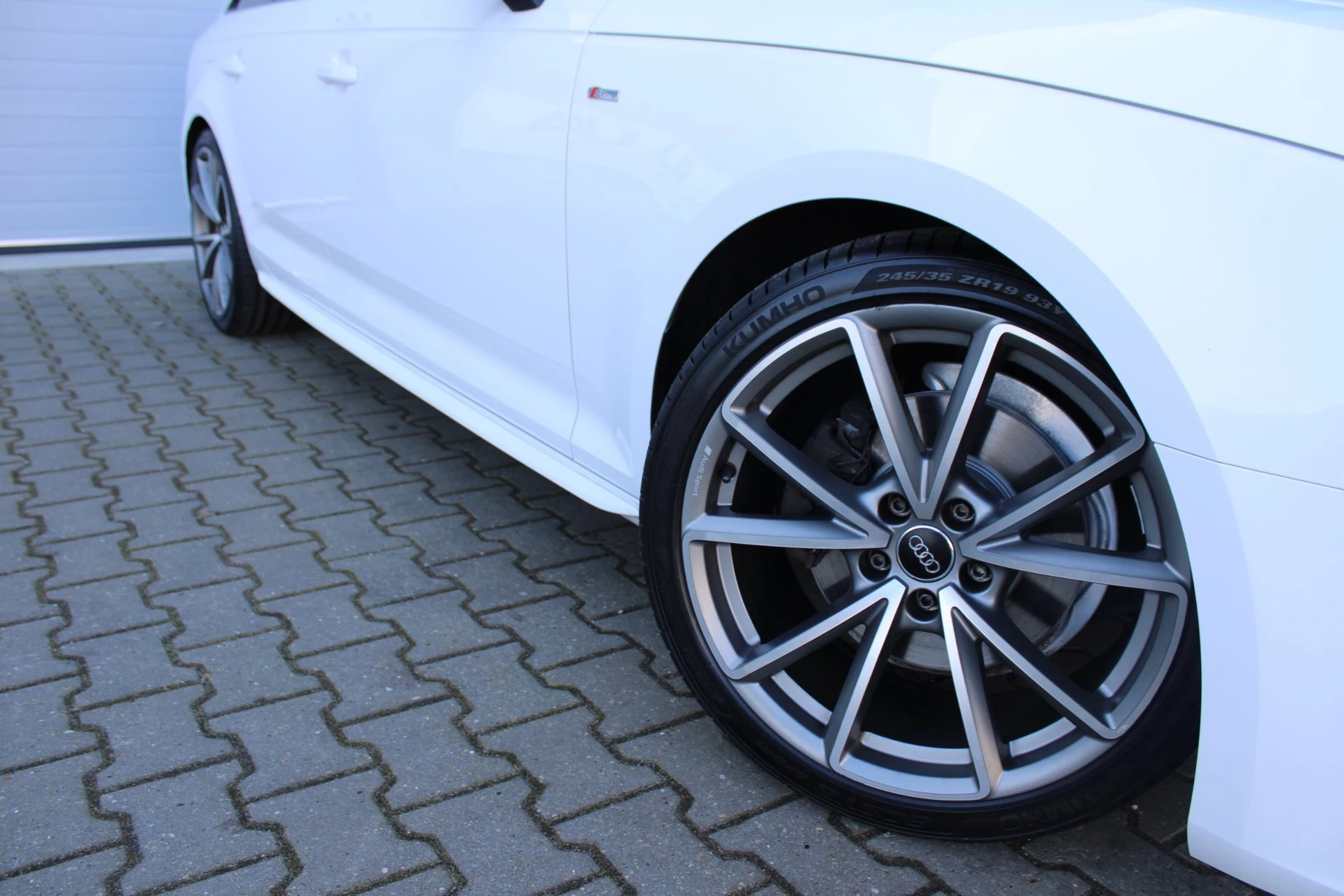 Hoofdafbeelding Audi A4