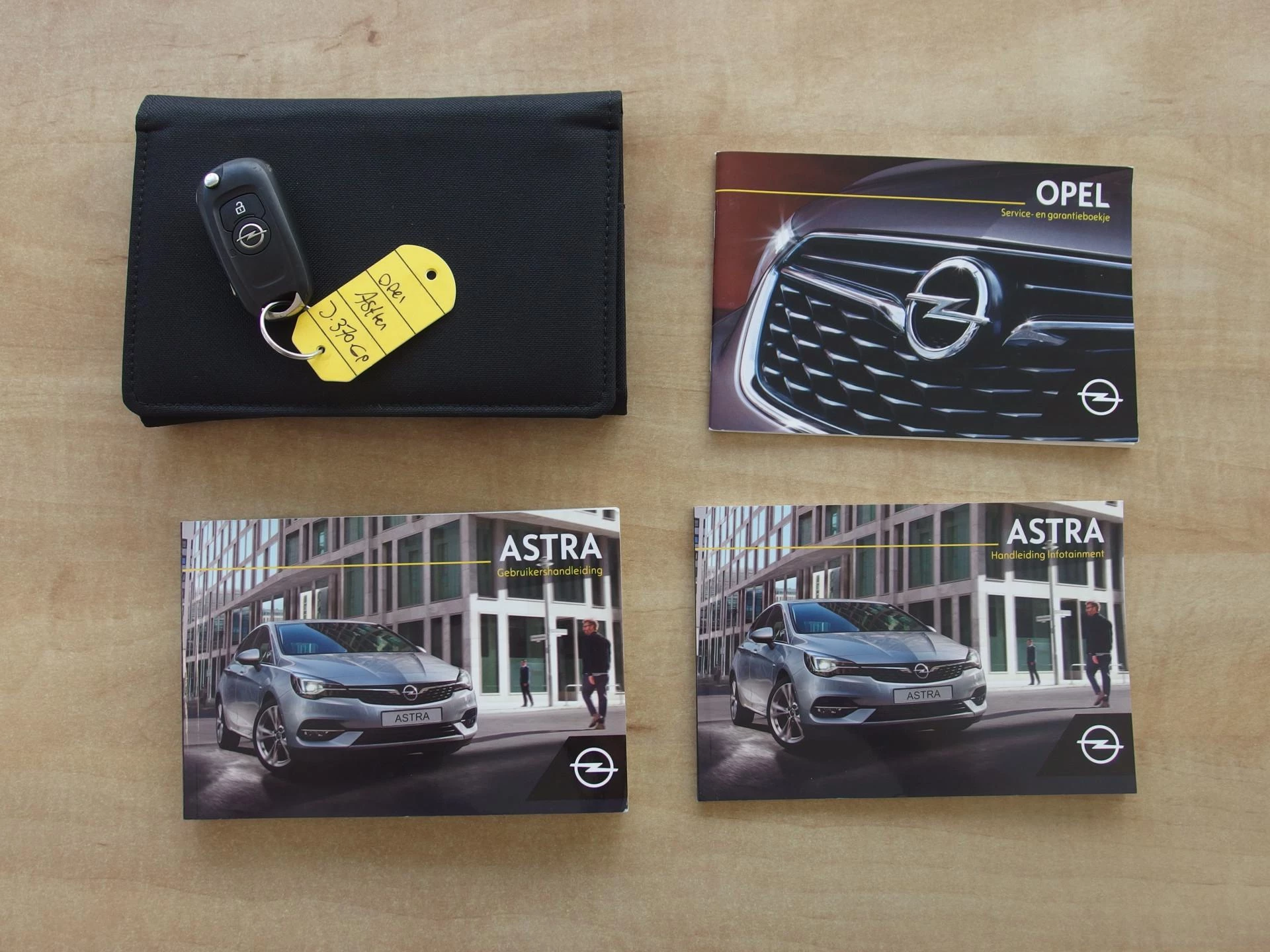 Hoofdafbeelding Opel Astra