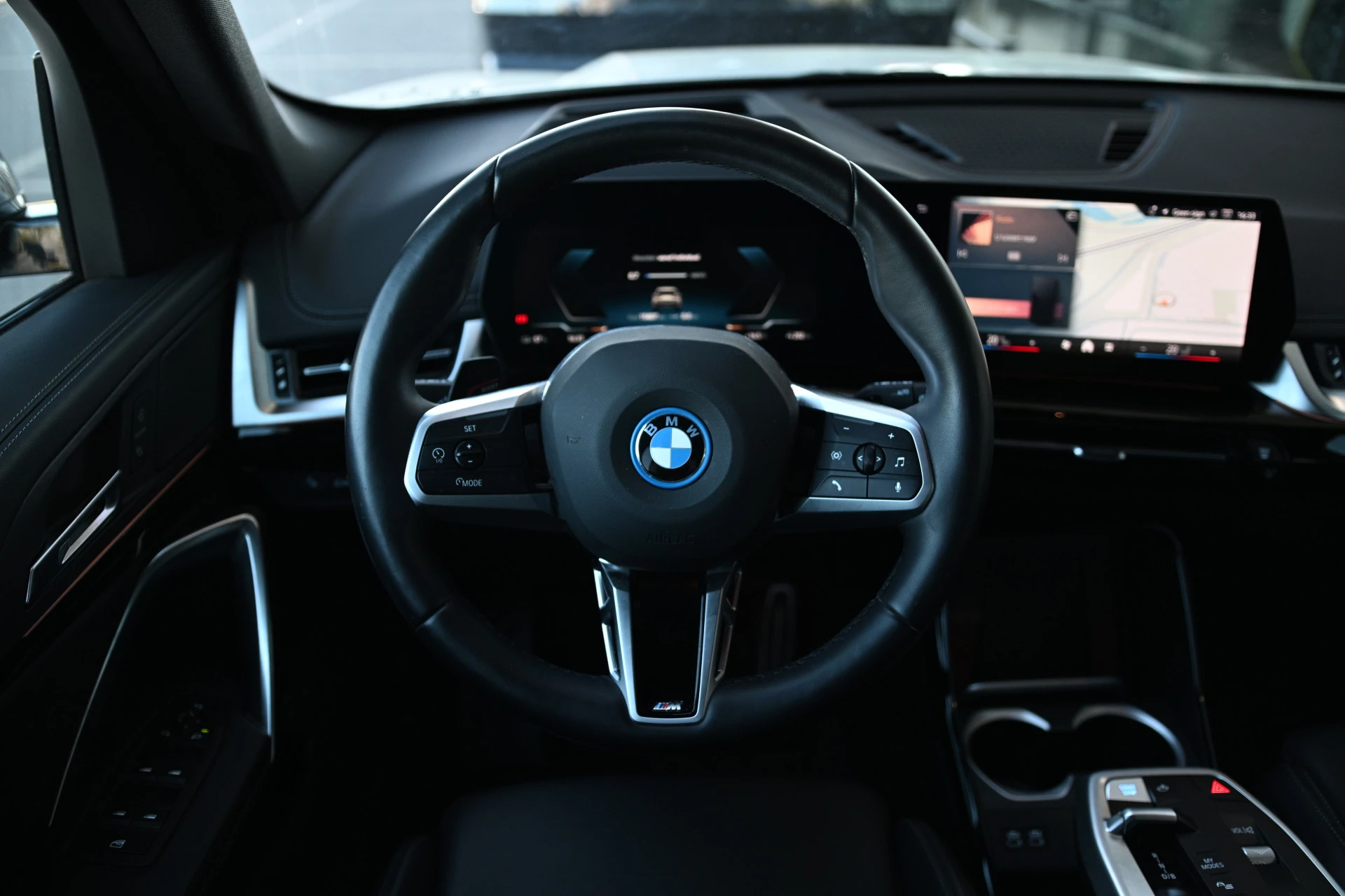 Hoofdafbeelding BMW iX1