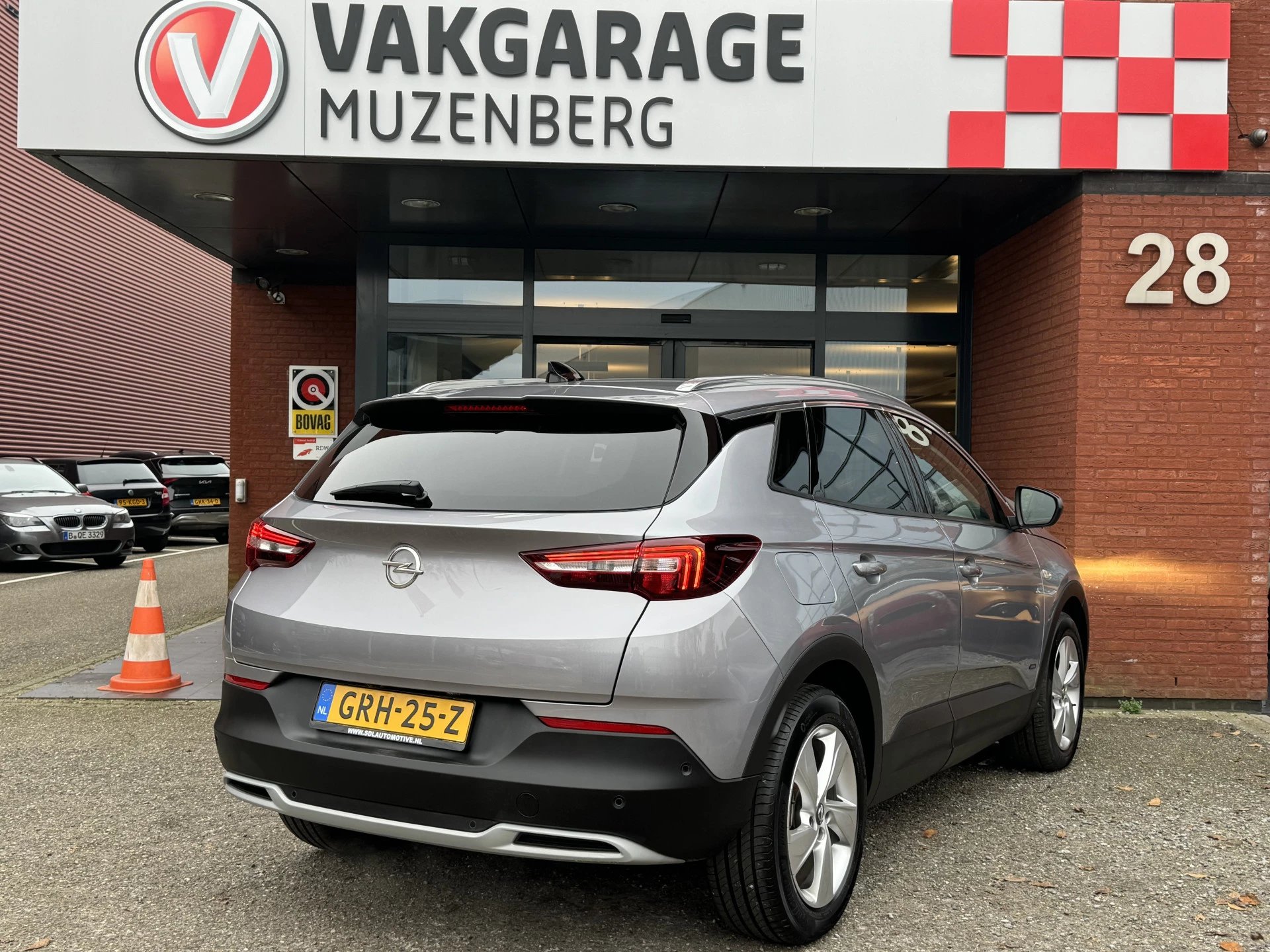 Hoofdafbeelding Opel Grandland X