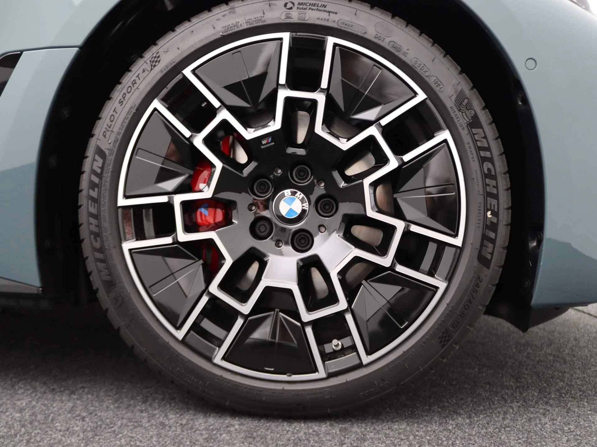 Hoofdafbeelding BMW i4