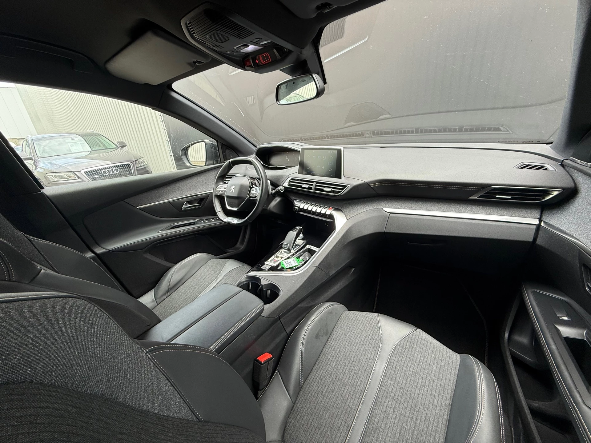 Hoofdafbeelding Peugeot 5008