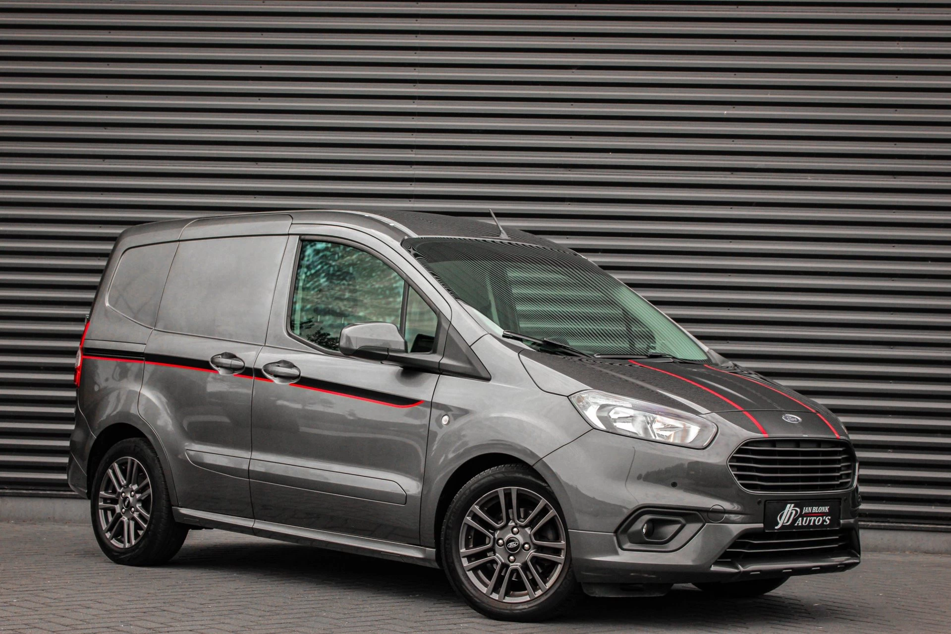 Hoofdafbeelding Ford Transit Courier