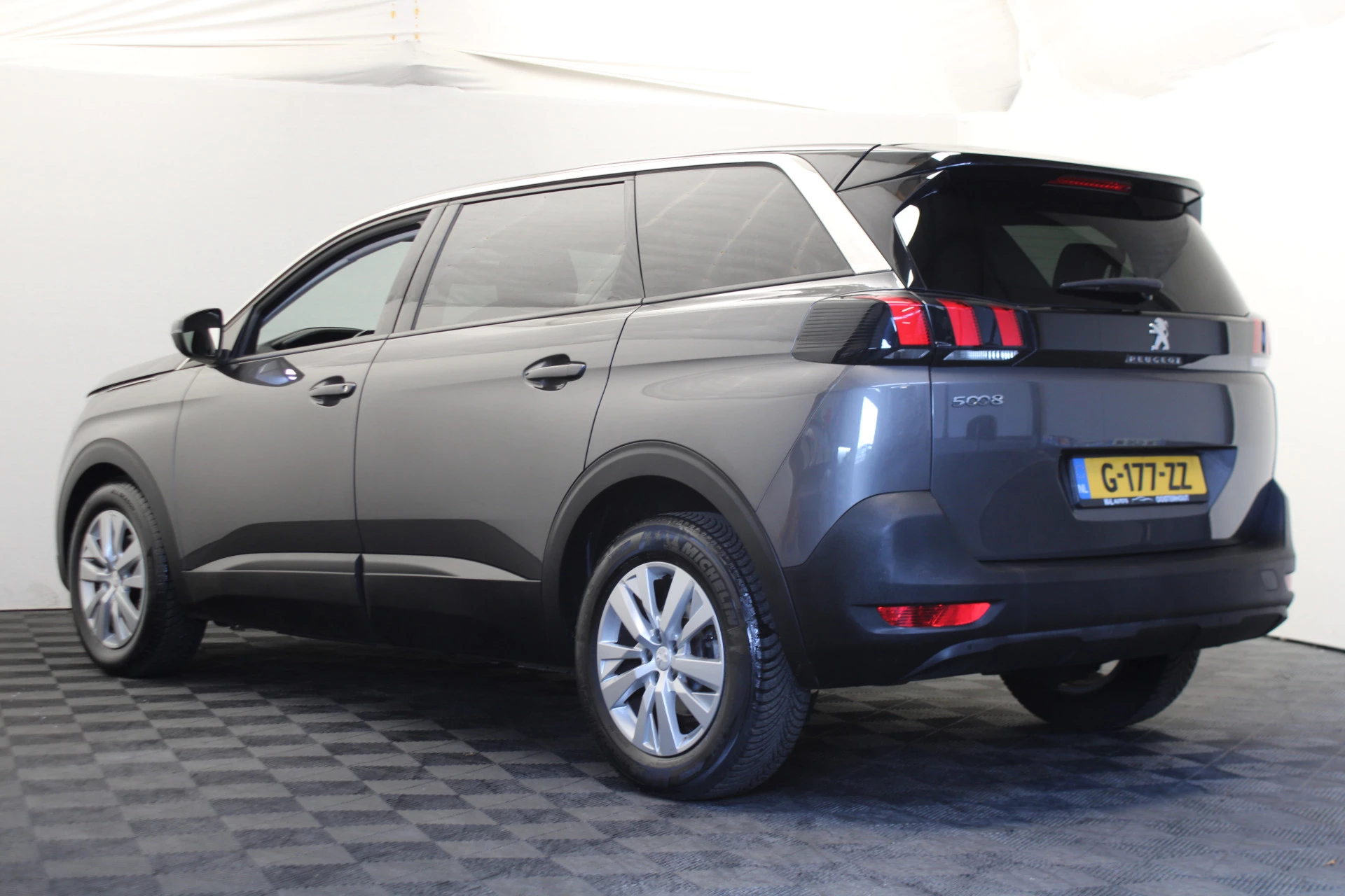 Hoofdafbeelding Peugeot 5008