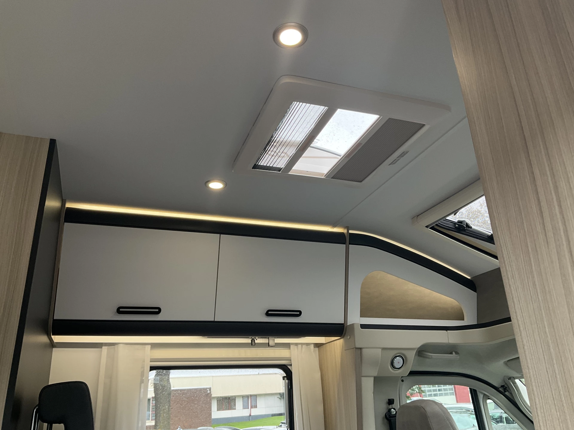 Hoofdafbeelding Sun living S 65SL