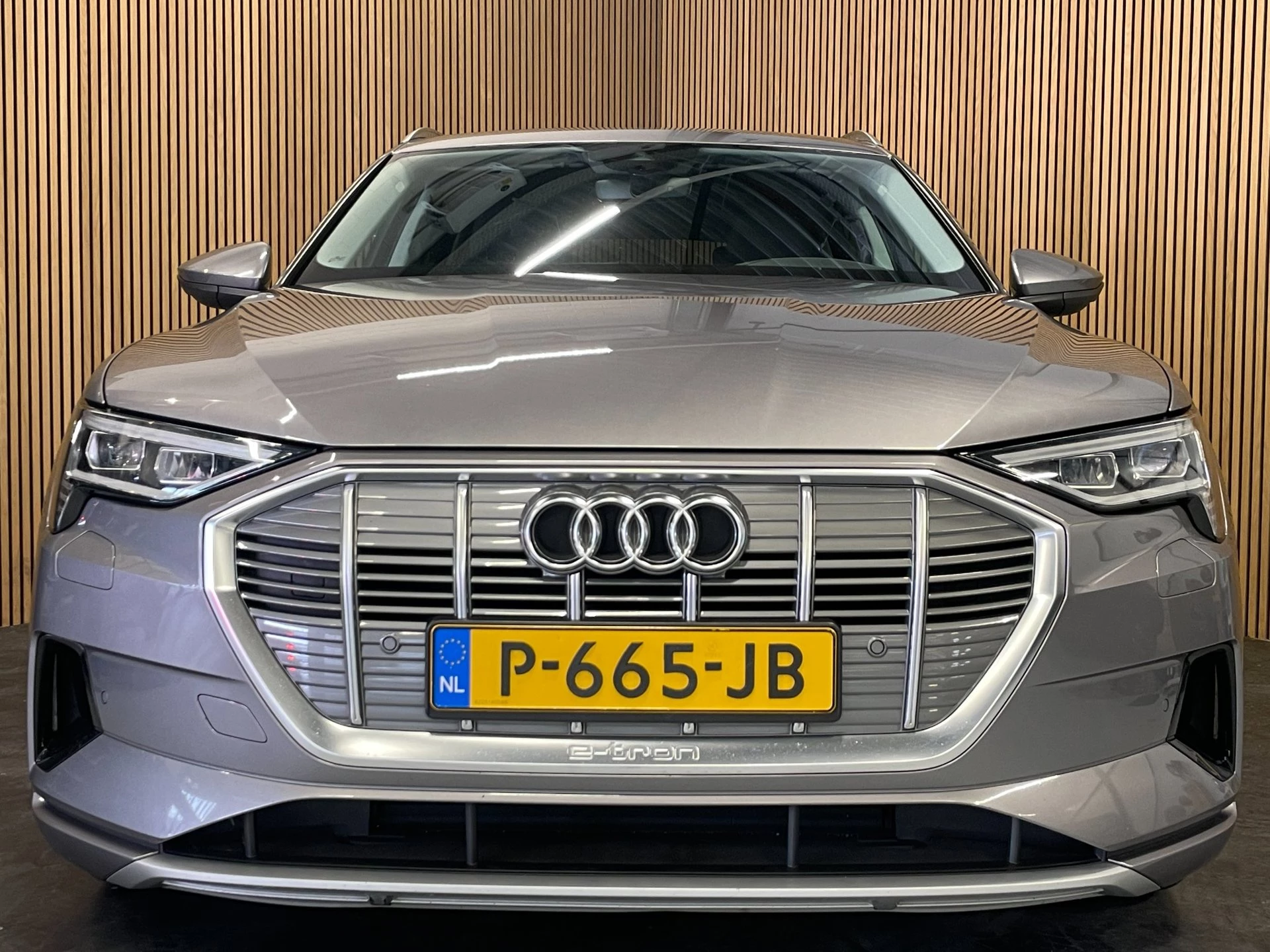 Hoofdafbeelding Audi e-tron