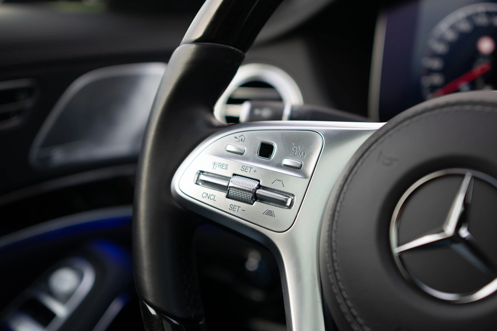 Hoofdafbeelding Mercedes-Benz S-Klasse