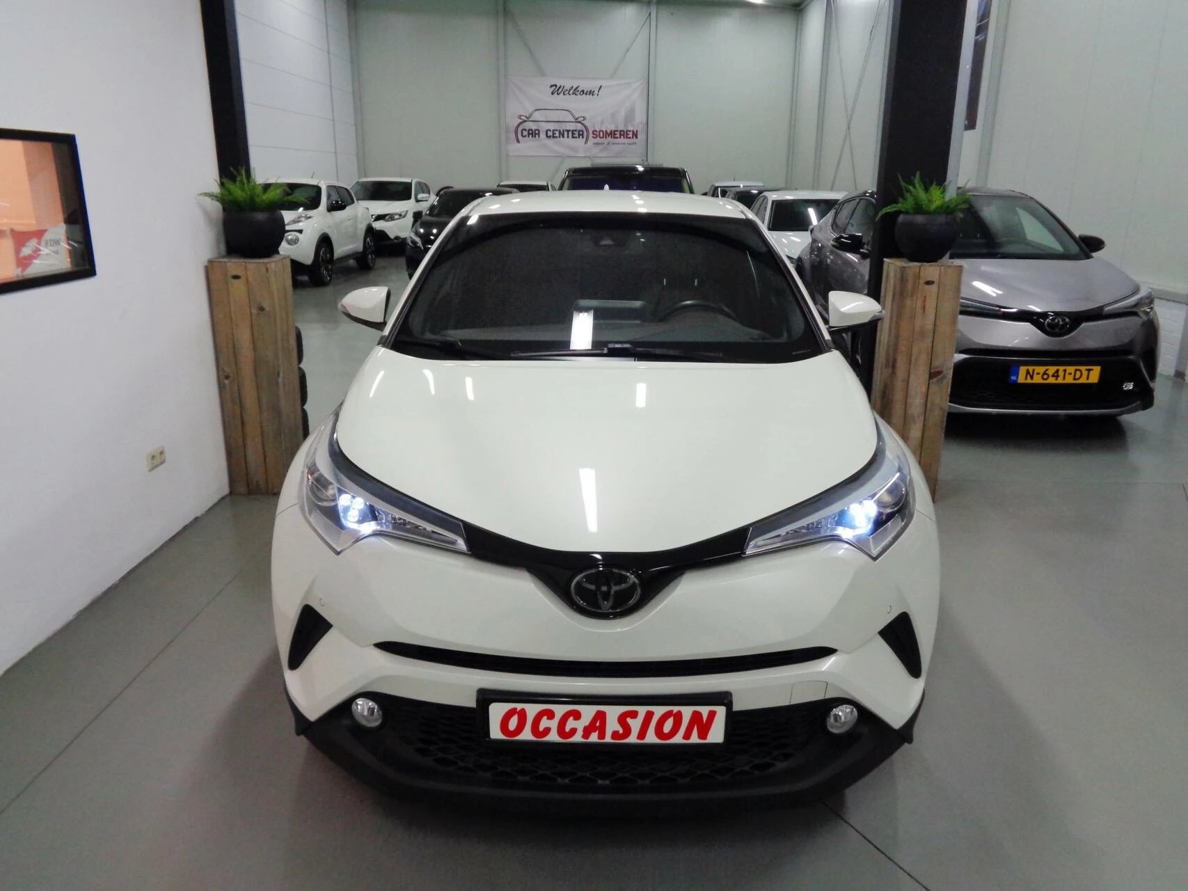 Hoofdafbeelding Toyota C-HR