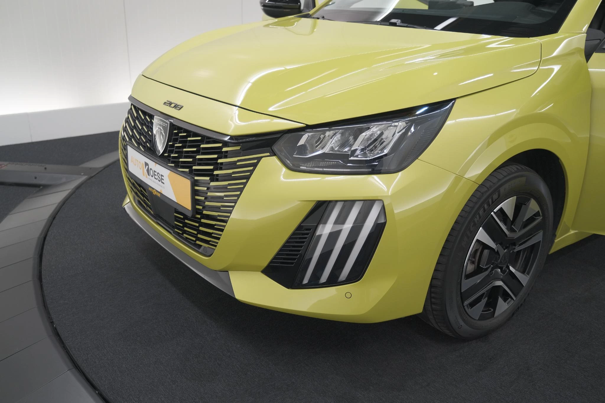 Hoofdafbeelding Peugeot e-208