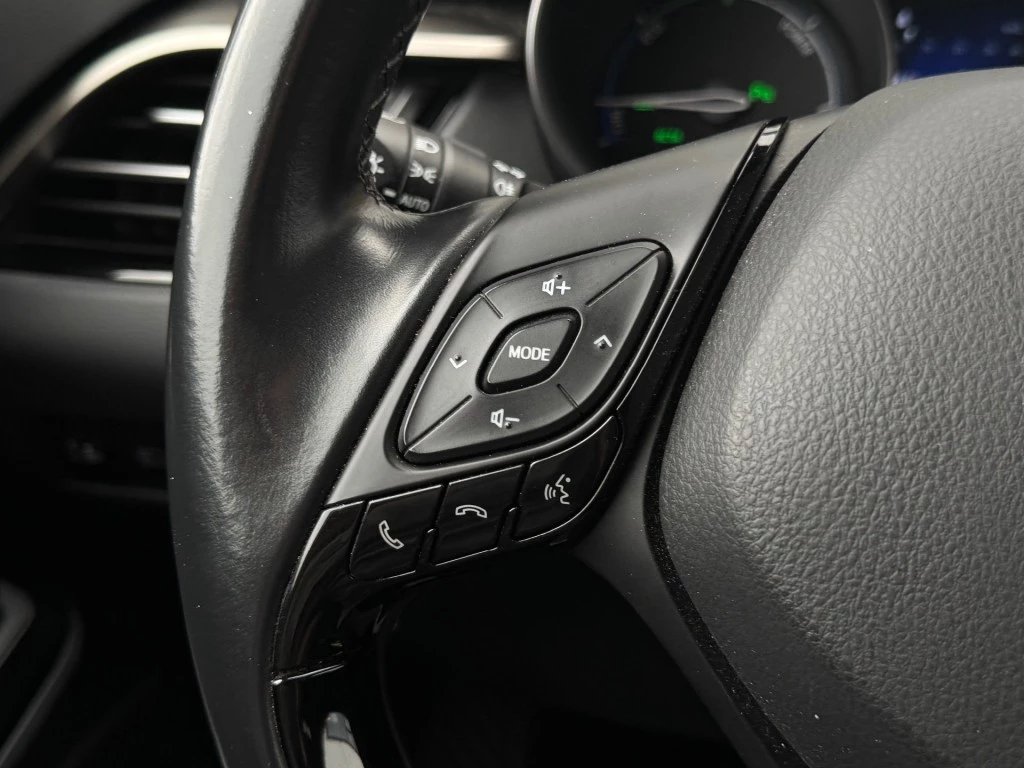 Hoofdafbeelding Toyota C-HR