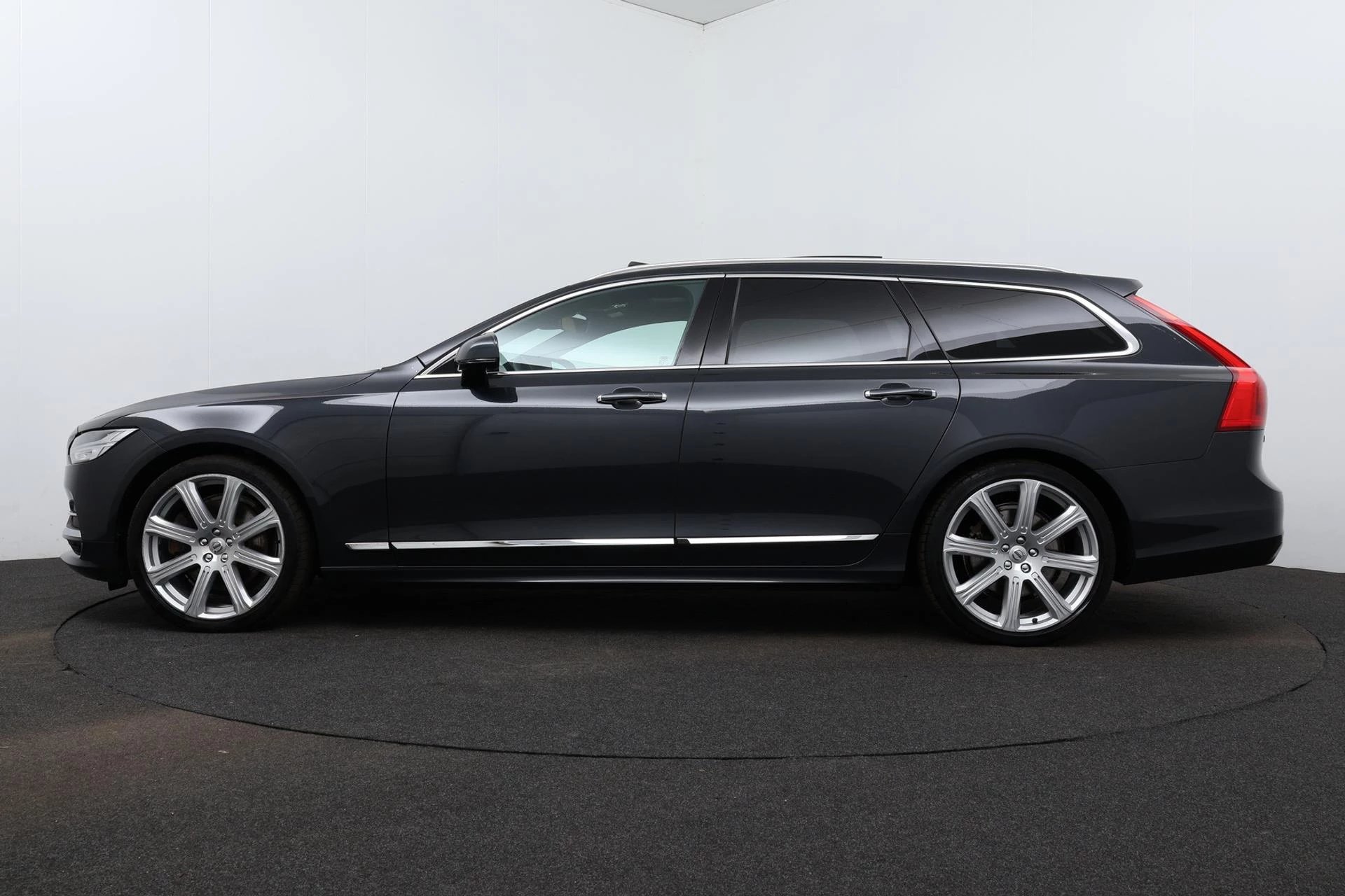 Hoofdafbeelding Volvo V90