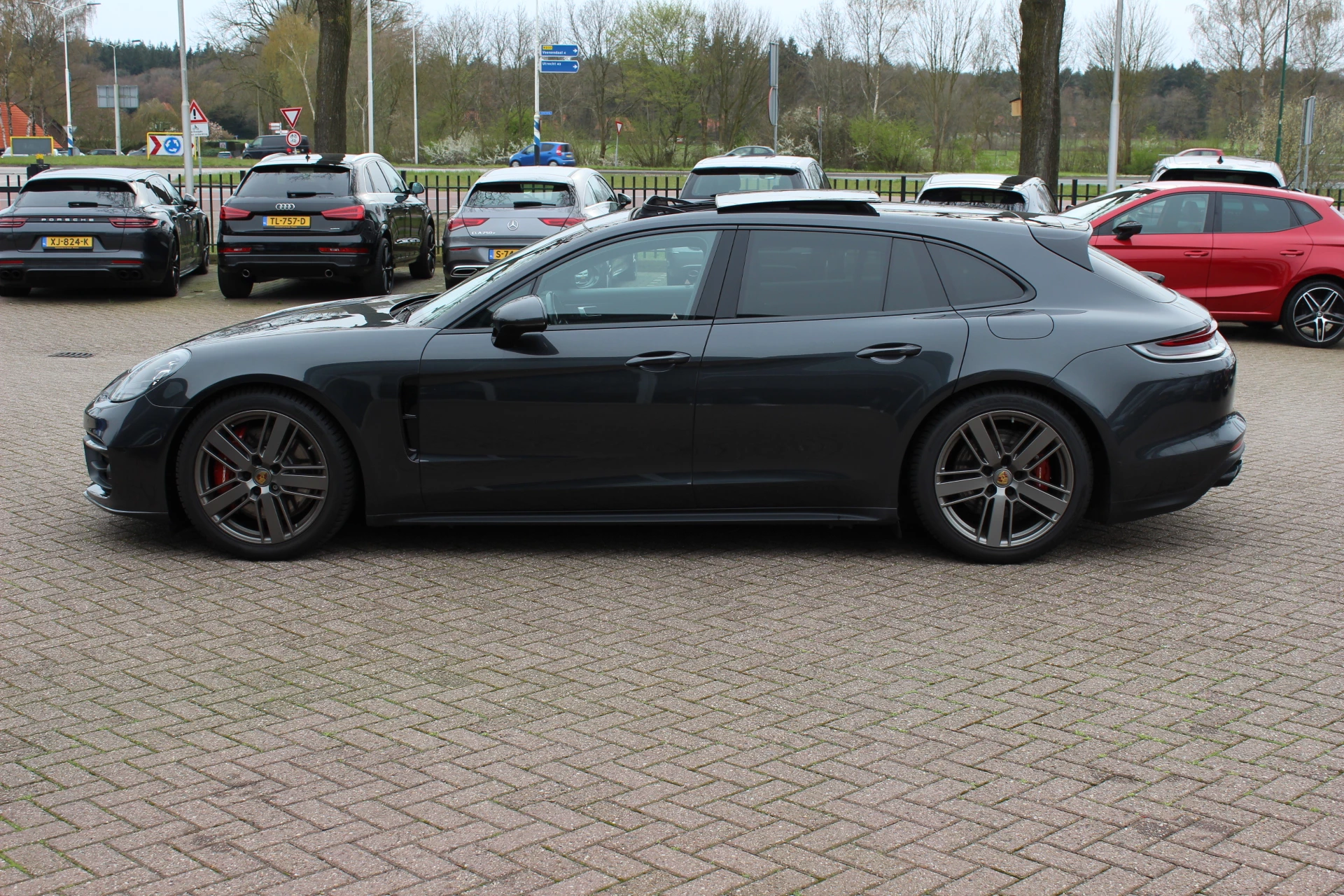 Hoofdafbeelding Porsche Panamera