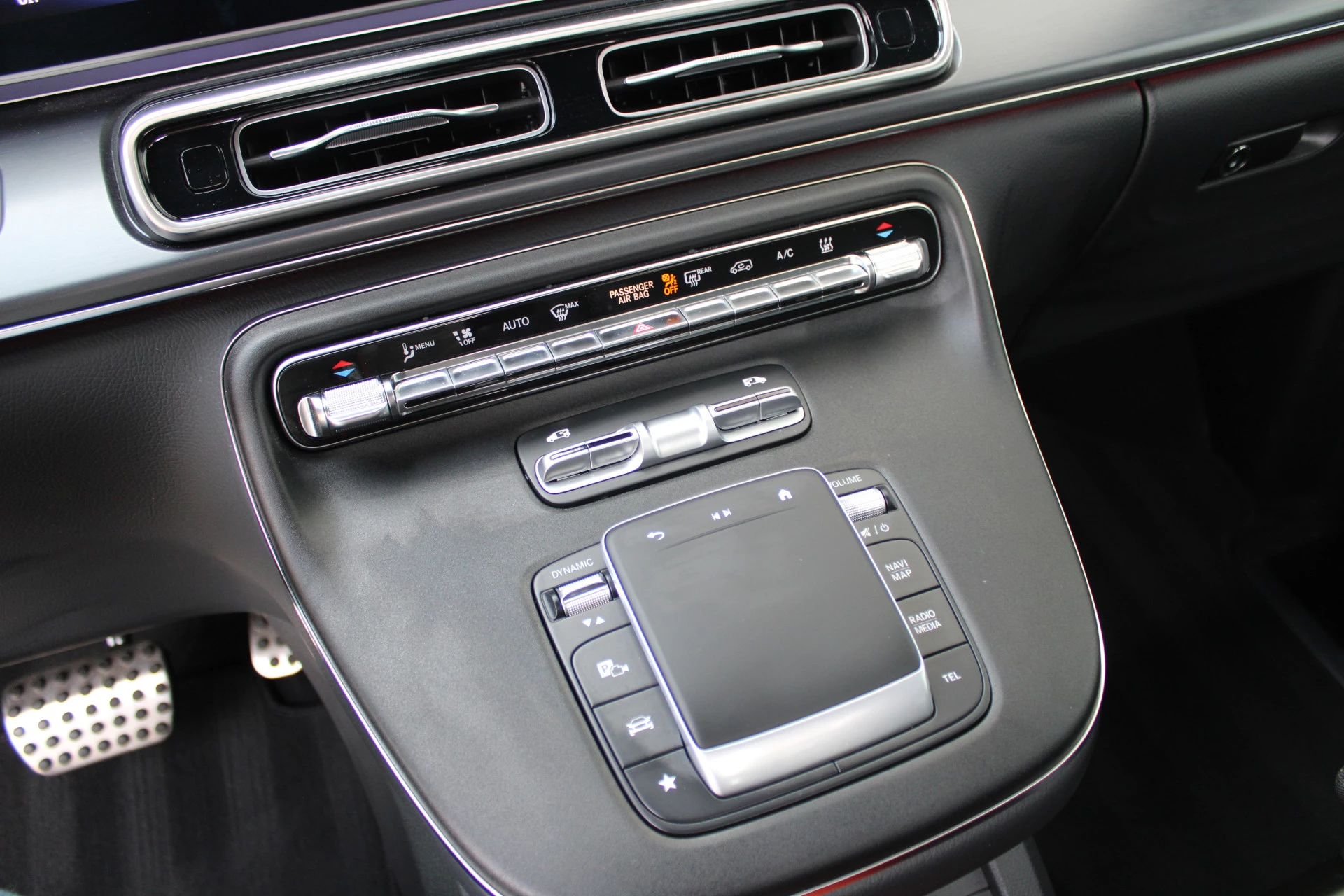 Hoofdafbeelding Mercedes-Benz EQV