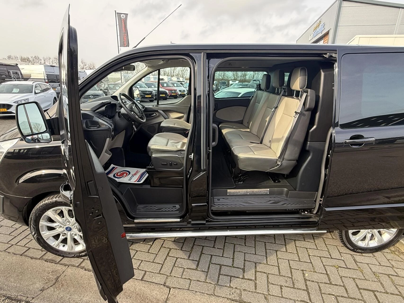 Hoofdafbeelding Ford Transit Custom