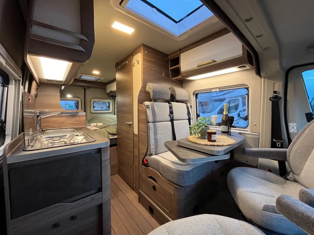 Hoofdafbeelding Knaus Boxlife 6 Meter Lengtebedden