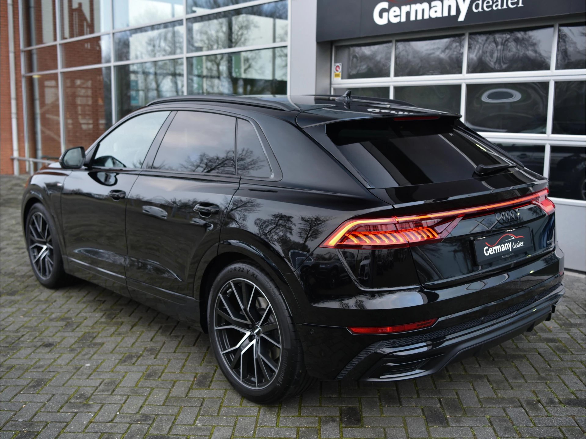 Hoofdafbeelding Audi Q8