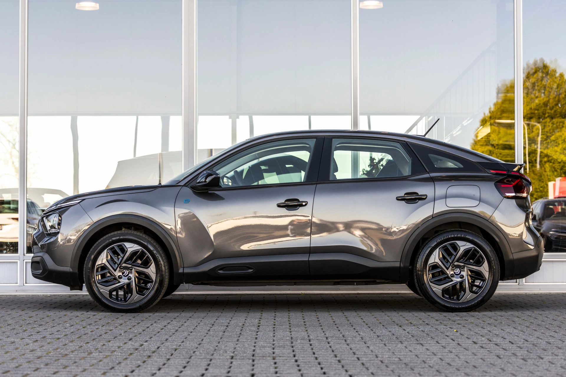 Hoofdafbeelding Citroën ë-C4