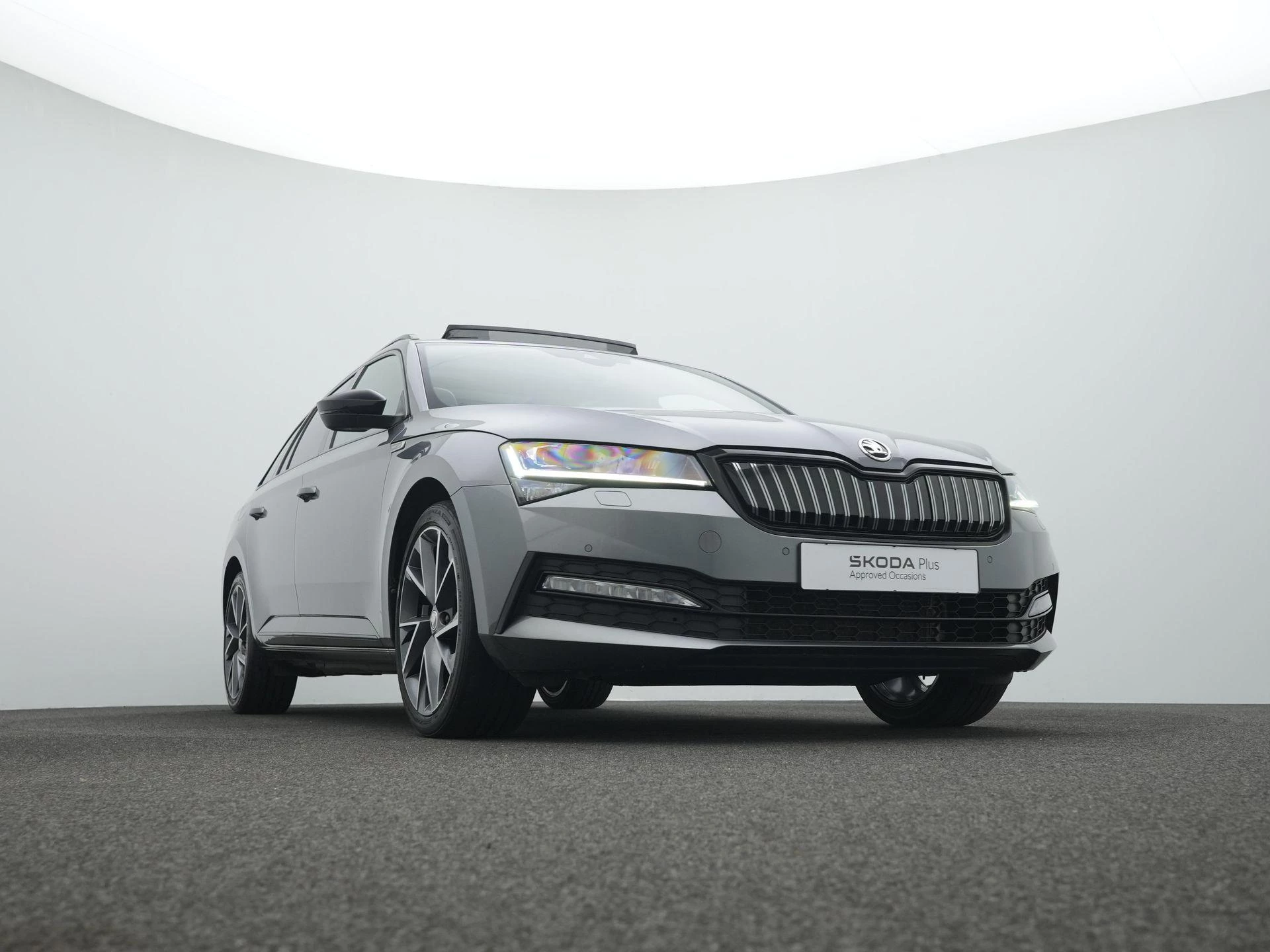Hoofdafbeelding Škoda Superb