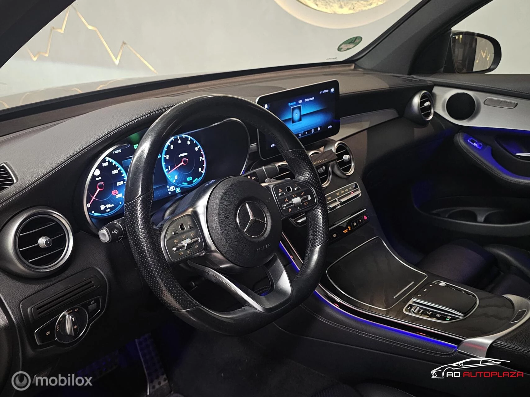 Hoofdafbeelding Mercedes-Benz GLC