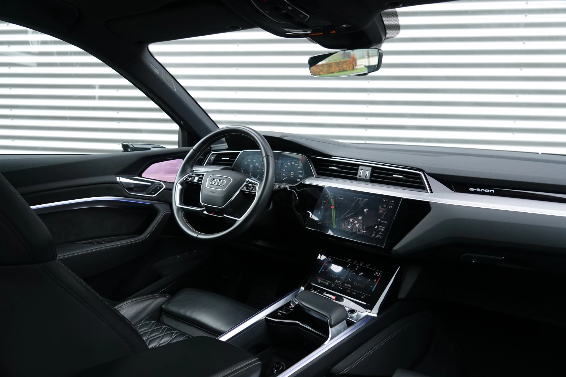 Hoofdafbeelding Audi e-tron