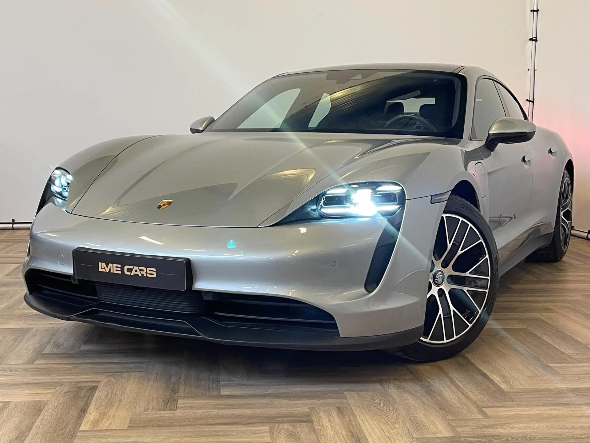 Hoofdafbeelding Porsche Taycan