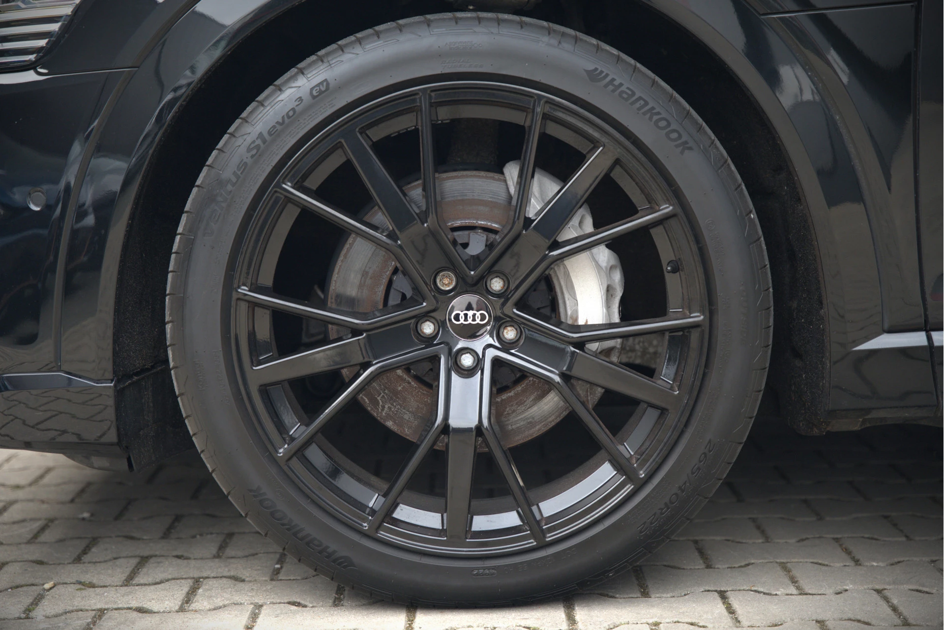 Hoofdafbeelding Audi e-tron