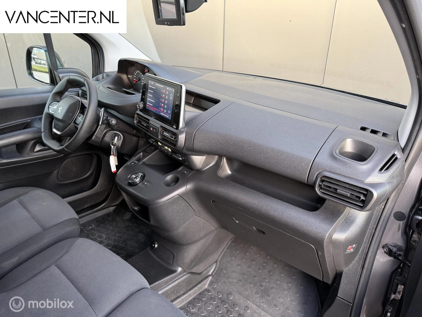 Hoofdafbeelding Peugeot Partner