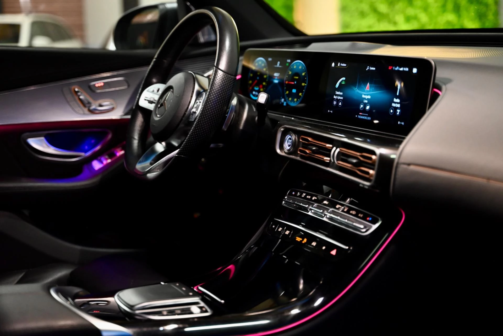 Hoofdafbeelding Mercedes-Benz EQC