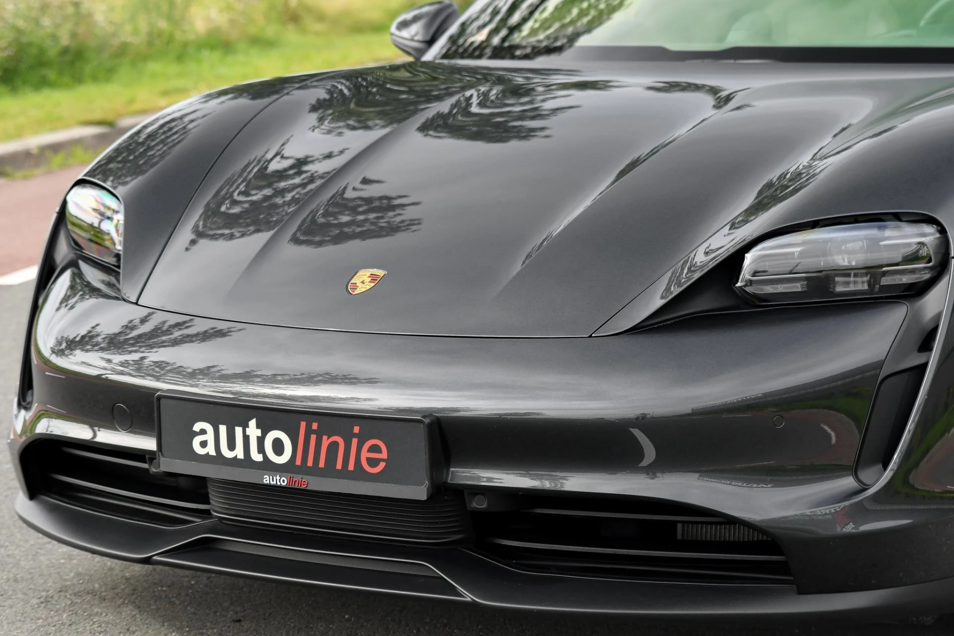 Hoofdafbeelding Porsche Taycan
