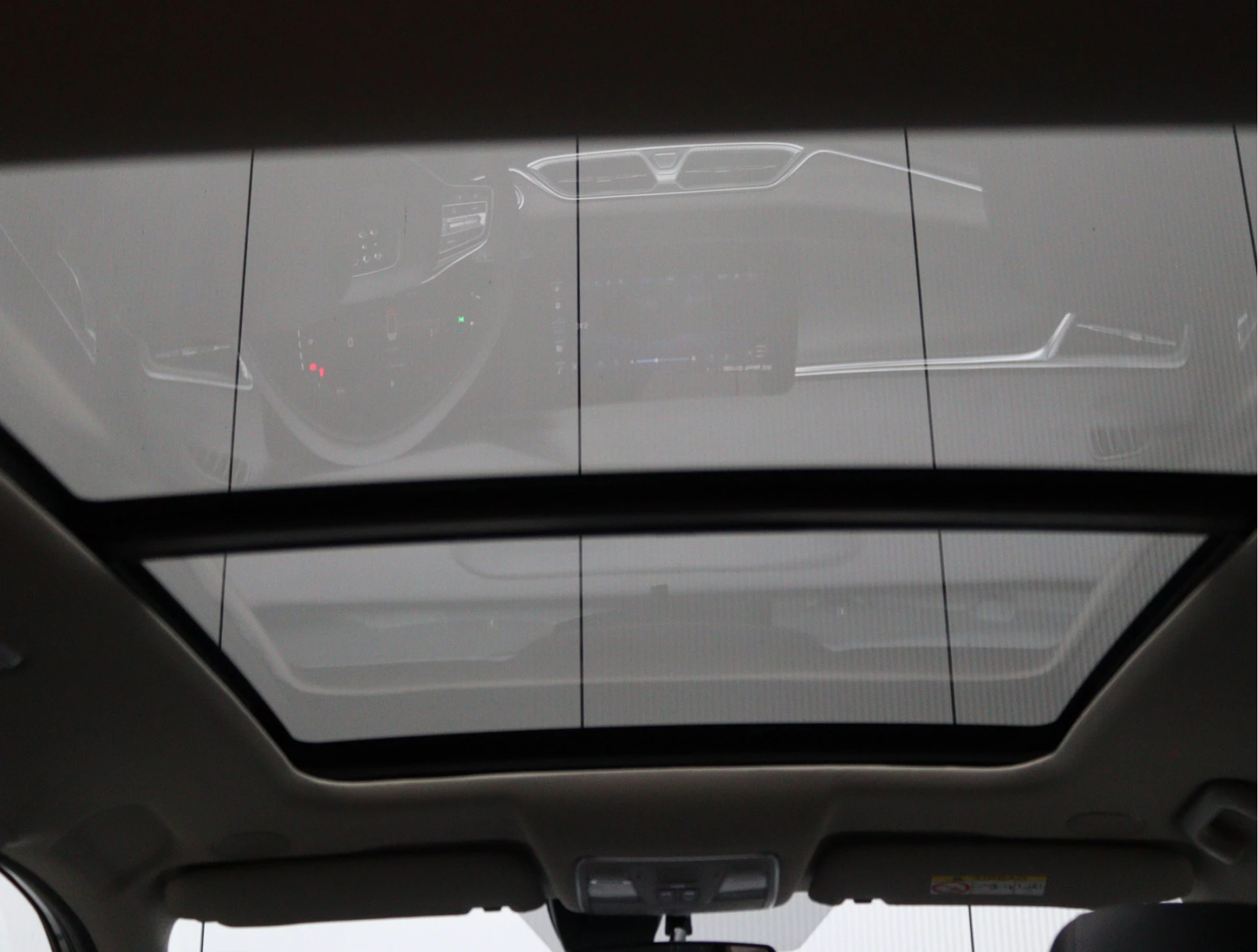 Hoofdafbeelding DFSK E5 PHEV