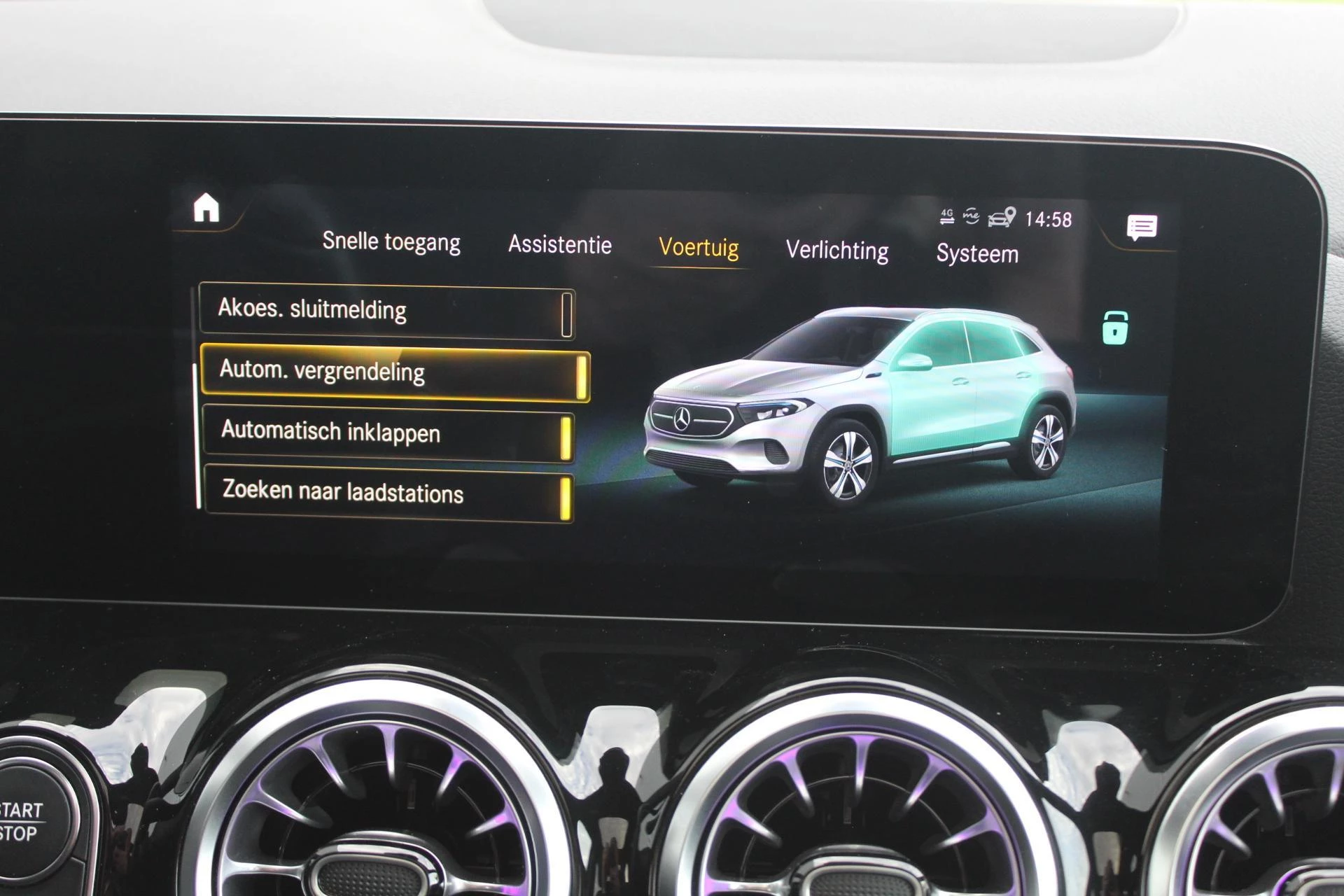 Hoofdafbeelding Mercedes-Benz EQA