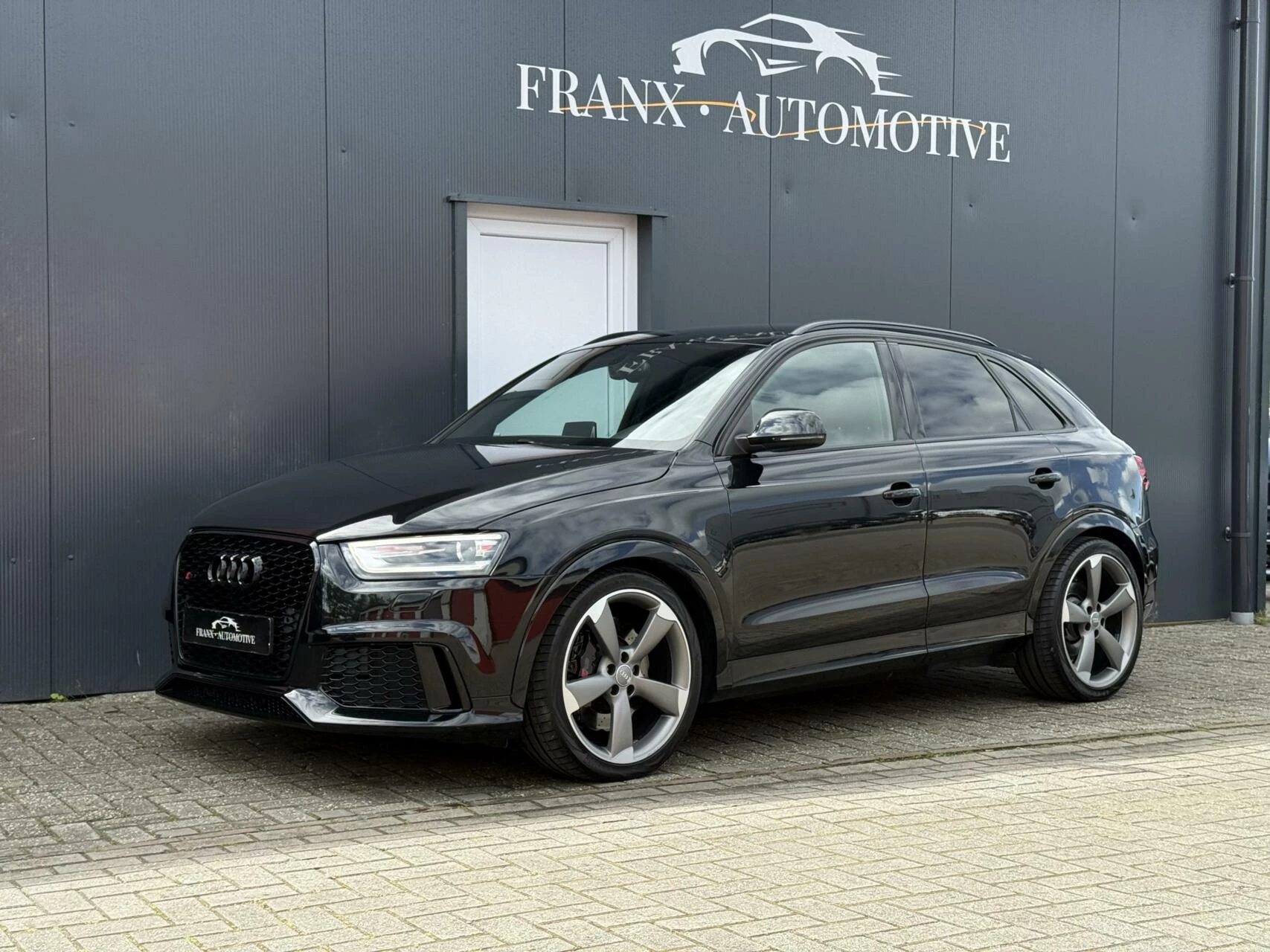 Hoofdafbeelding Audi RSQ3