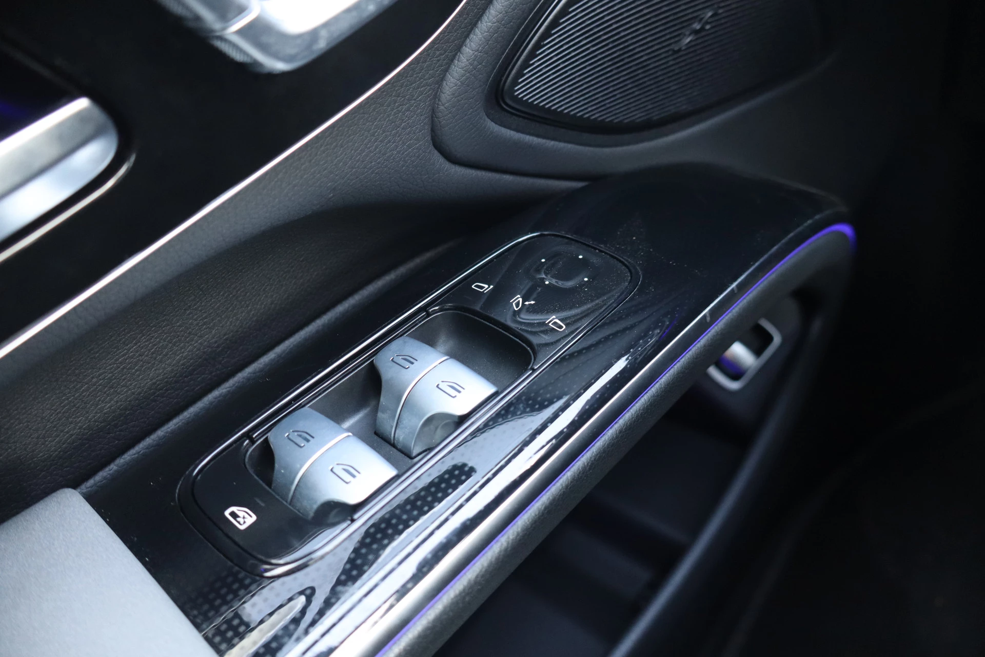 Hoofdafbeelding Mercedes-Benz EQS